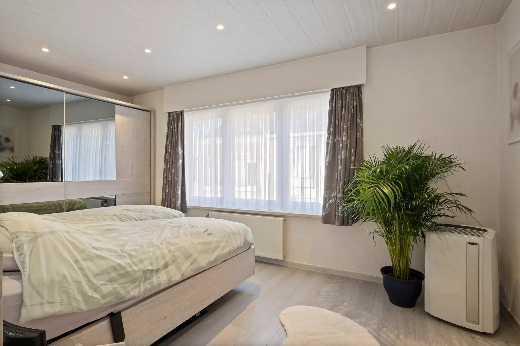 Ruime, verzorgde gezinswoning te Mariakerke (Oostende) foto 6