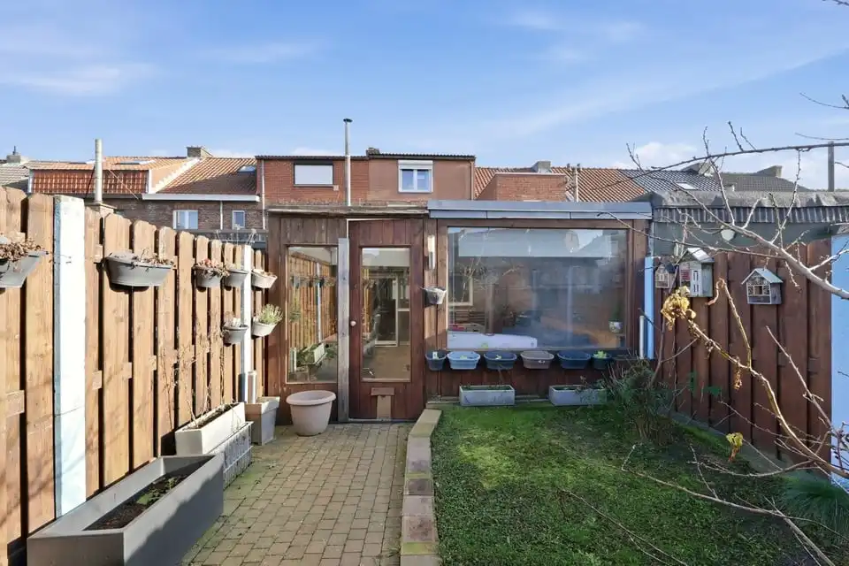 KNAPPE, ENERGIEZUINIGE GEZINSWONING MET GARAGE EN TUIN IN TONGEREN foto 13
