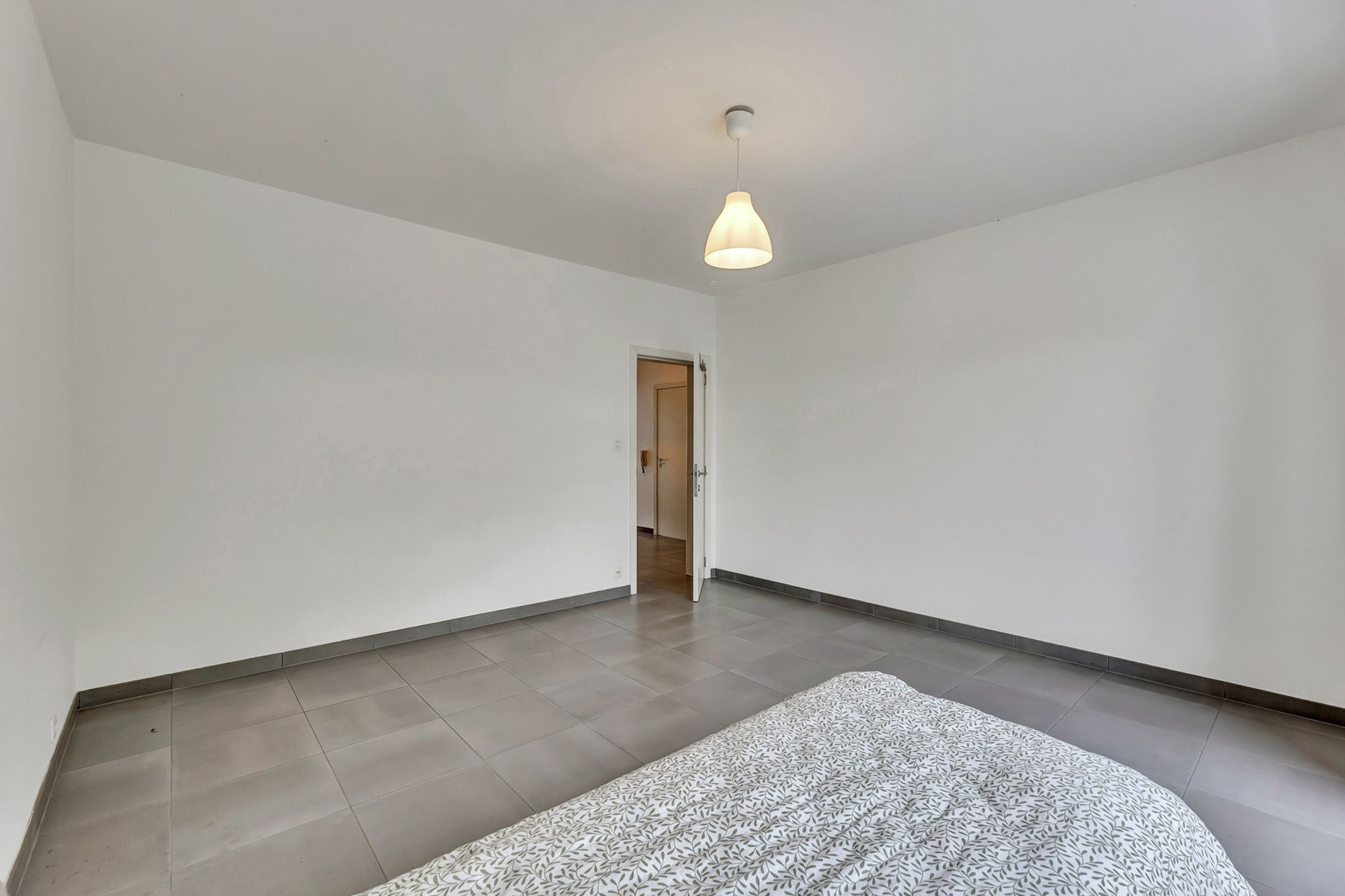 Appartement met 2 ruime slaapkamers dichtbij centrum Aalst foto 11