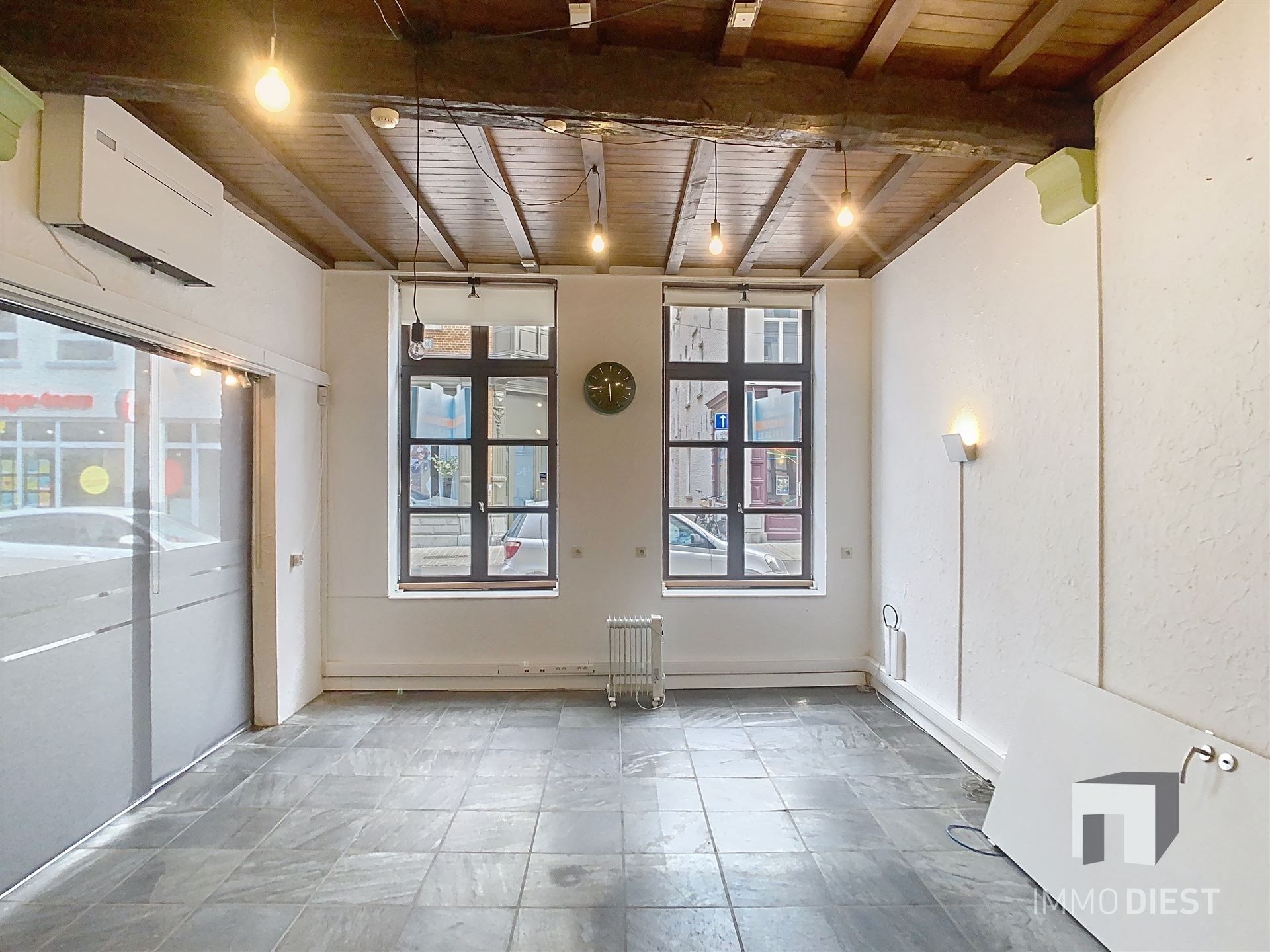 Handel of bureel in centrum Diest?  foto 14