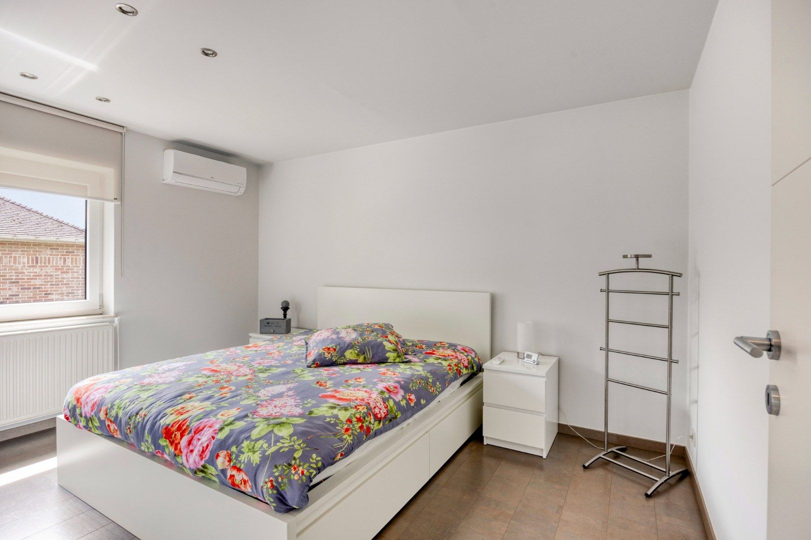 Ruime open bebouwing met zonnige tuin en mogelijkheid praktijkruimte foto 22