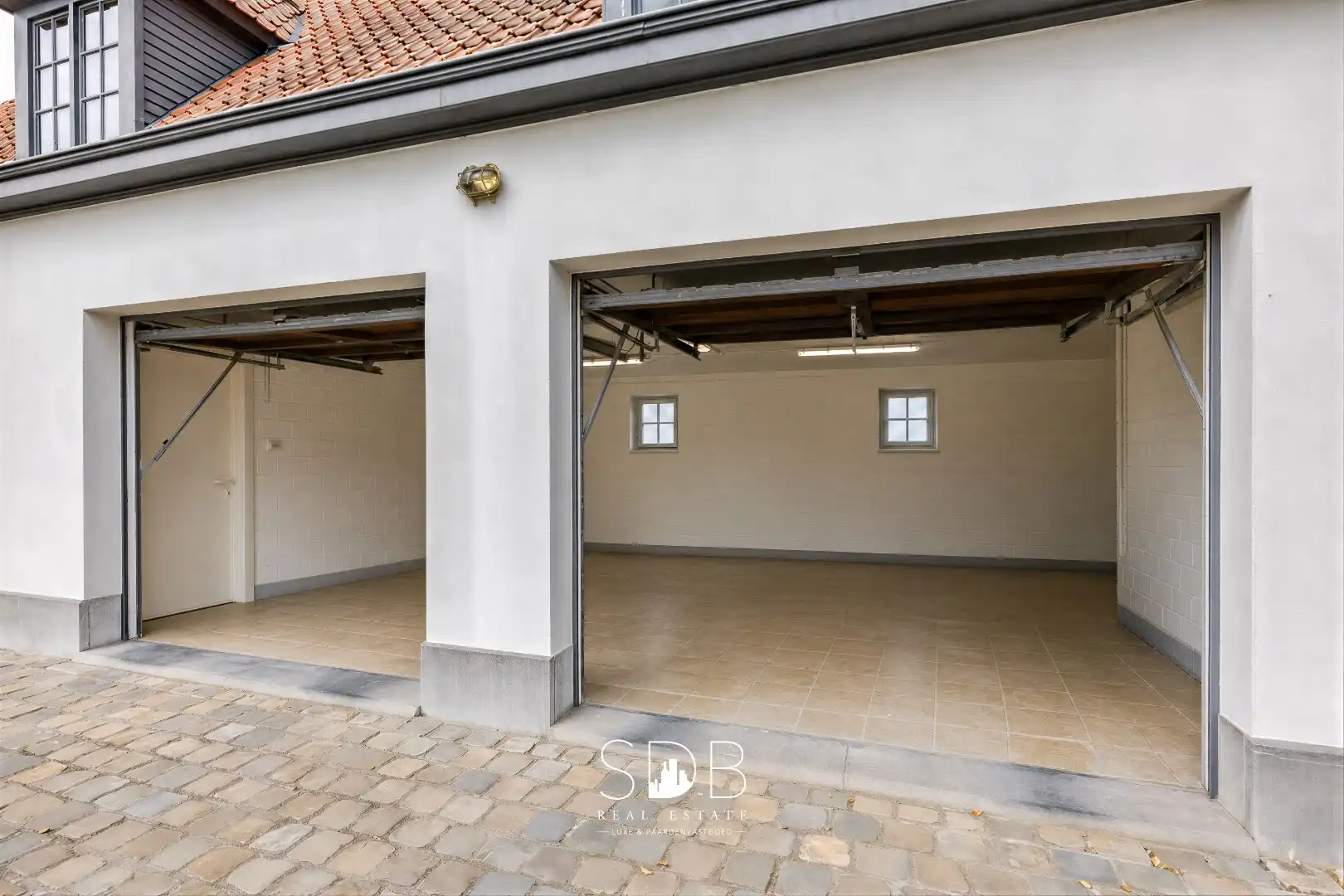 Landelijke villa met bijgebouwen en graslanden op 23.740m² foto 24