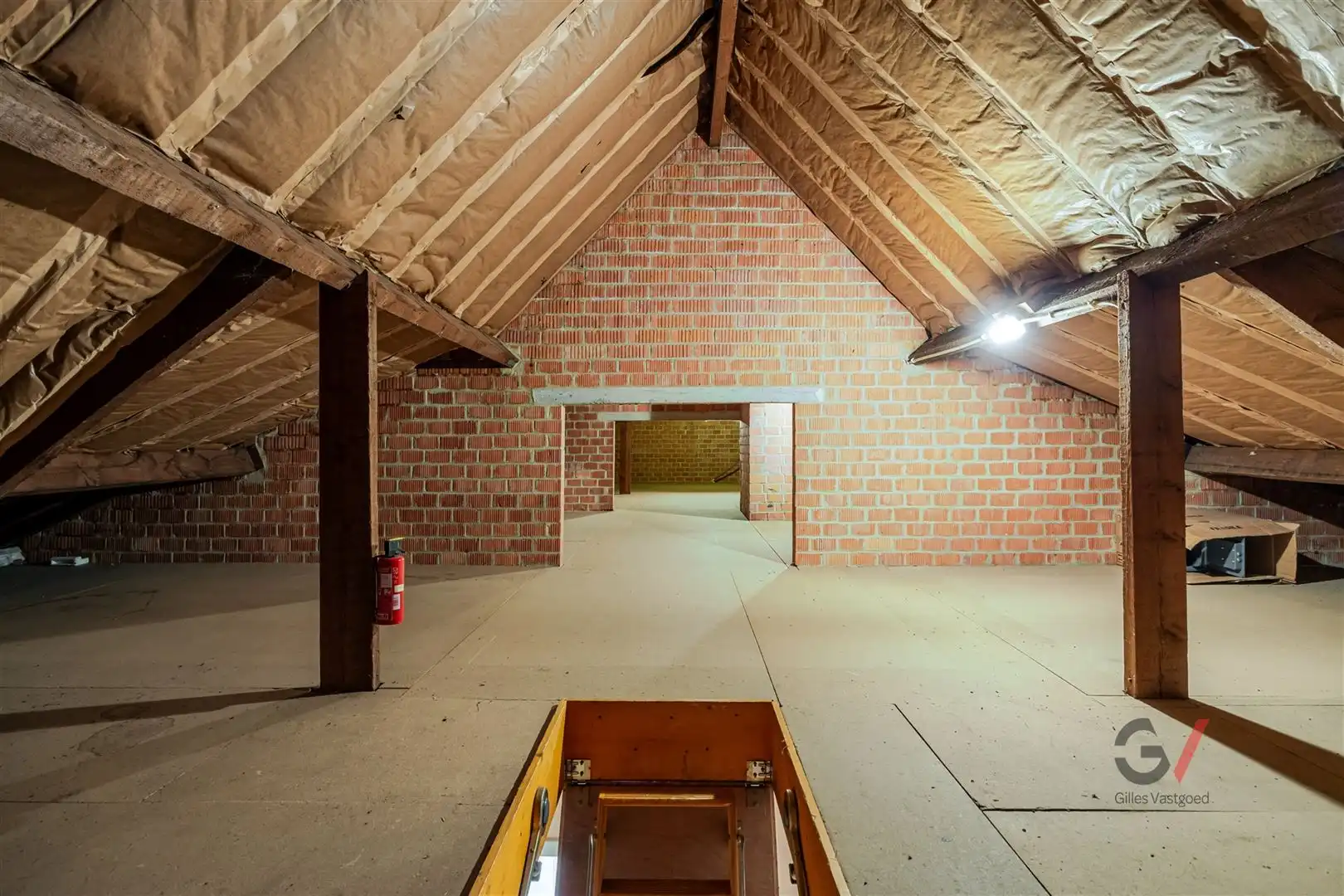 Woning met veel potentieel en karakter foto 22