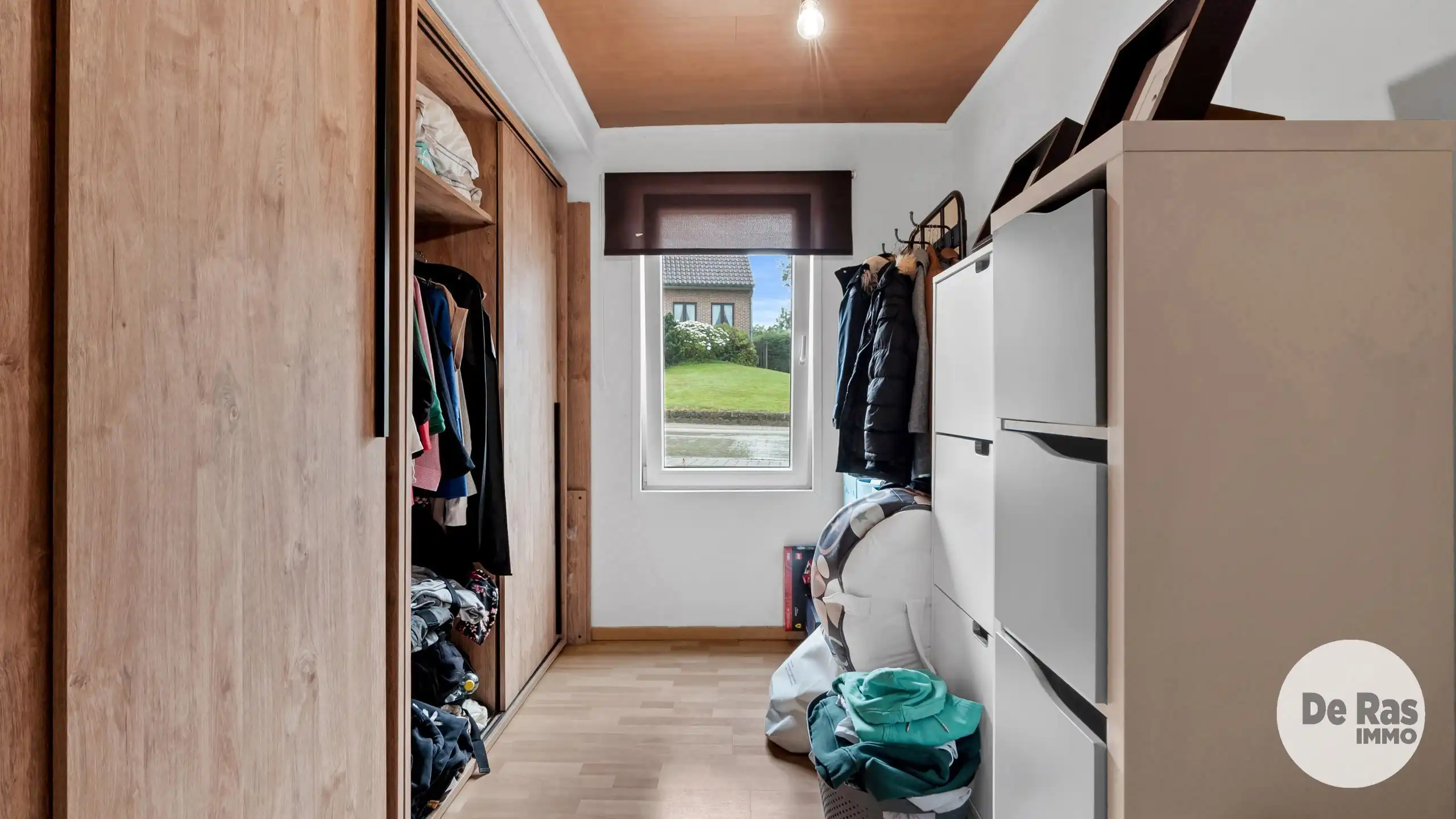 NEDERHASSELT (NINOVE) – Woning met renovatiemogelijkheden foto 9