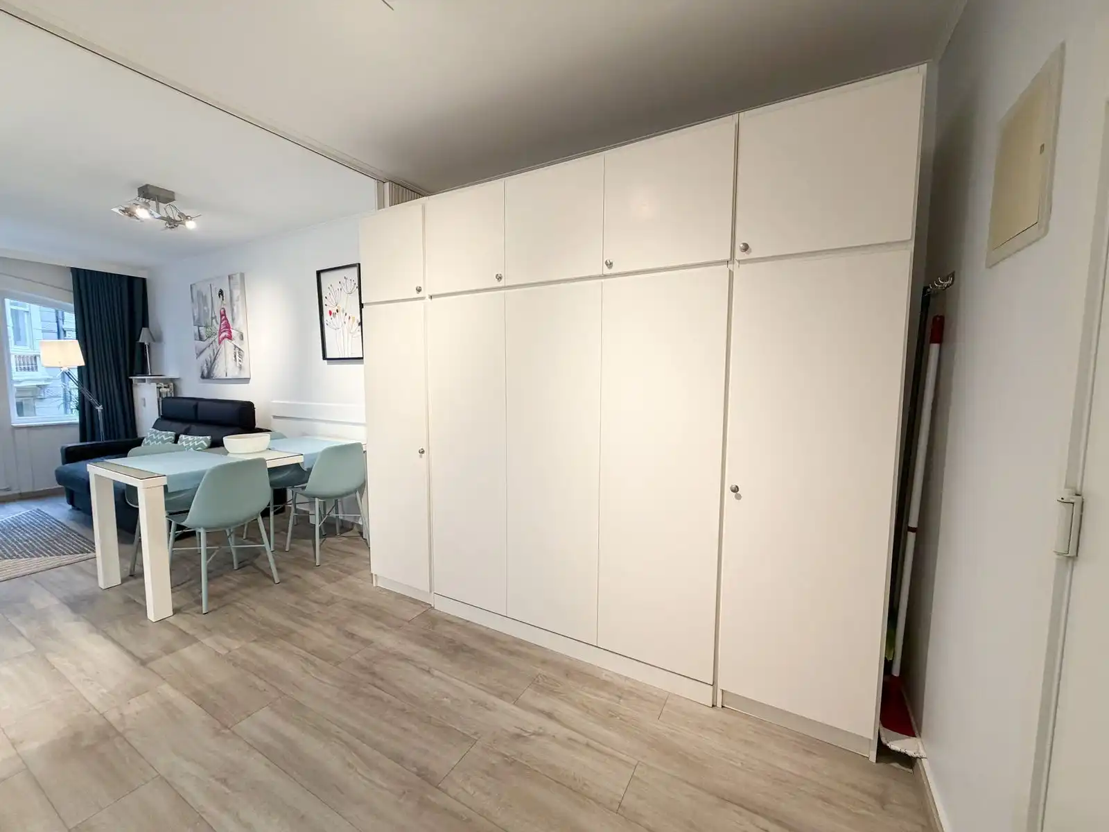 Lichtrijke studio op toplocatie nabij zee & strand foto 9