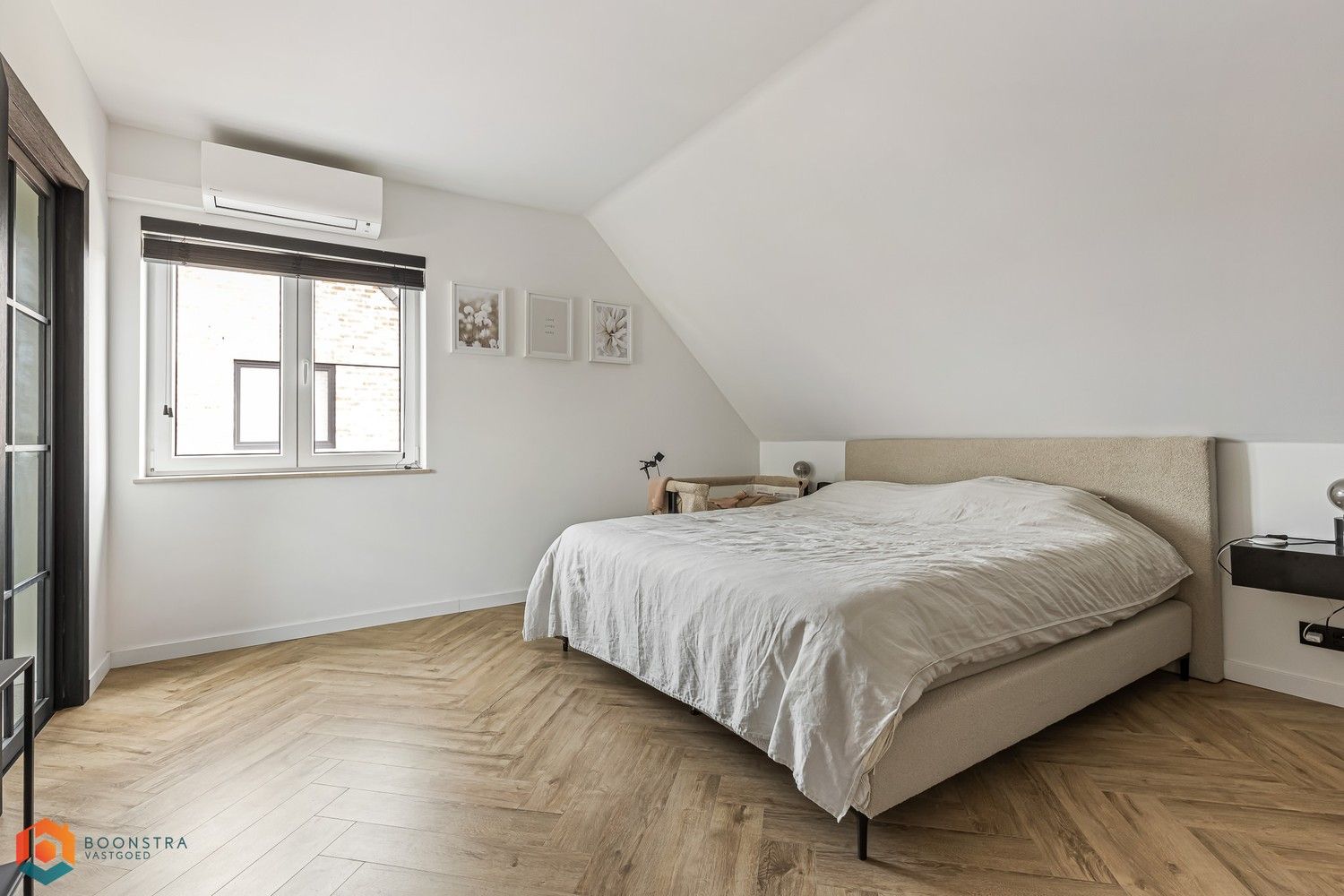 Recente woning met 4 slpkrs en 2 bdkrs foto 15