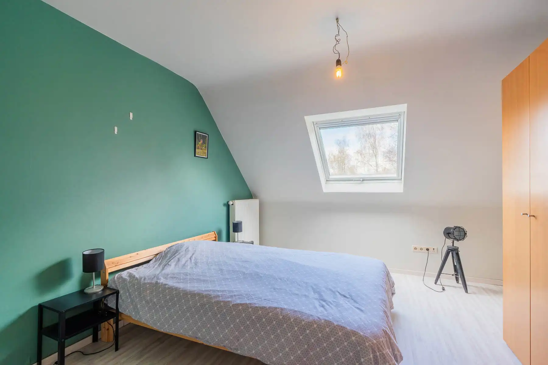 Ruime en moderne open bebouwing met prachtige tuin foto 20