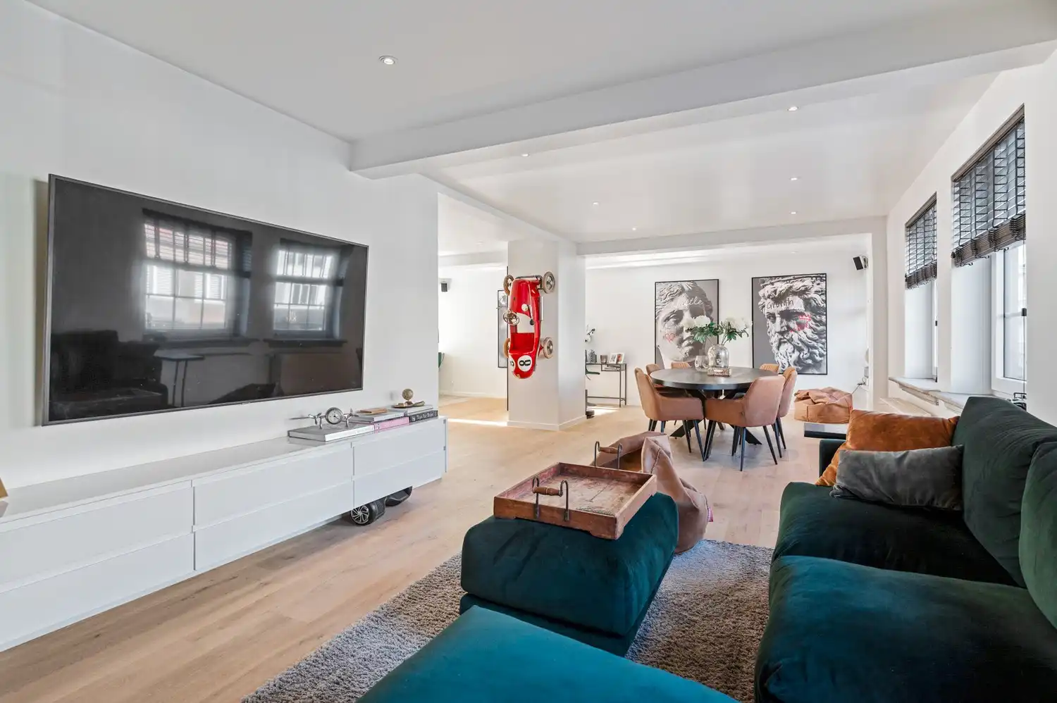 Prachtige duplex (240m²) met eigen inkom, 4 slaapkamers & terras foto 11