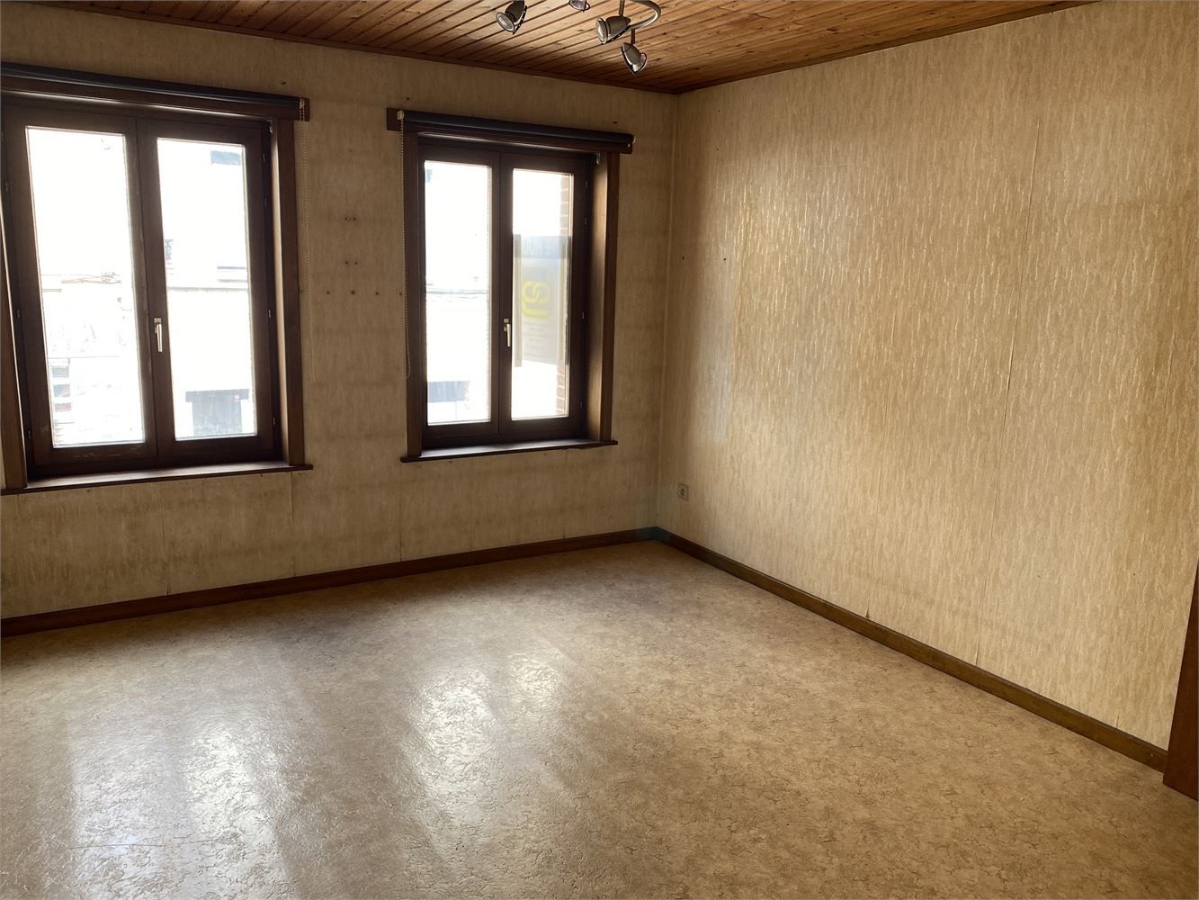 Woning met 3 slaapkamers en koer/ terras foto 6