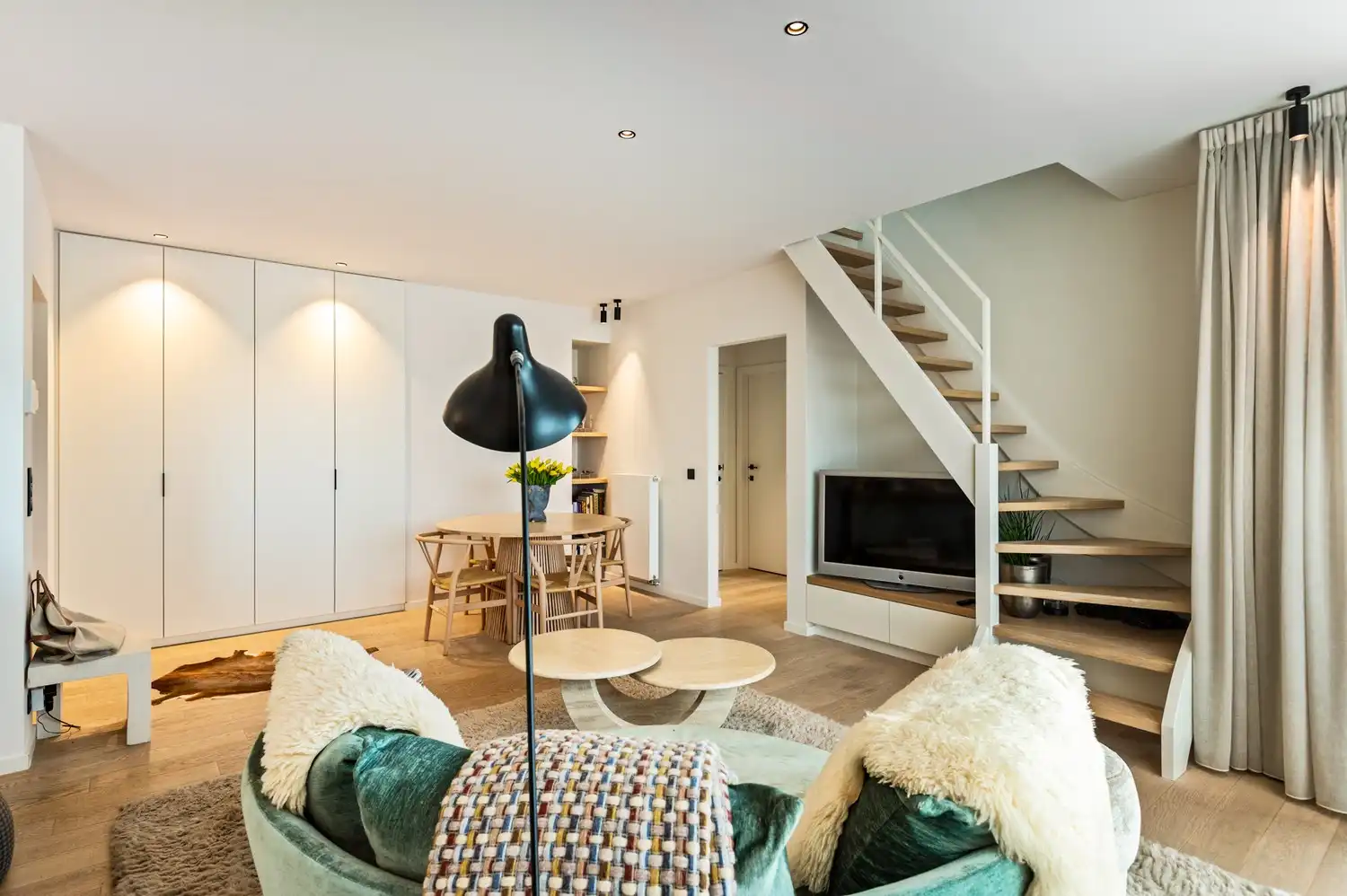 Luxueus en smaakvol afgewerkt dakappartement in het centrum van Schilde! foto 5