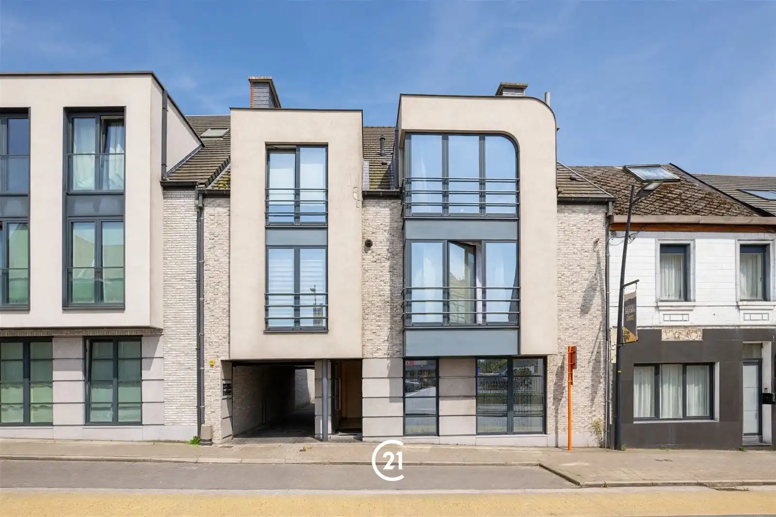 Modern en energiezuinig wonen op een strategische locatie foto 3