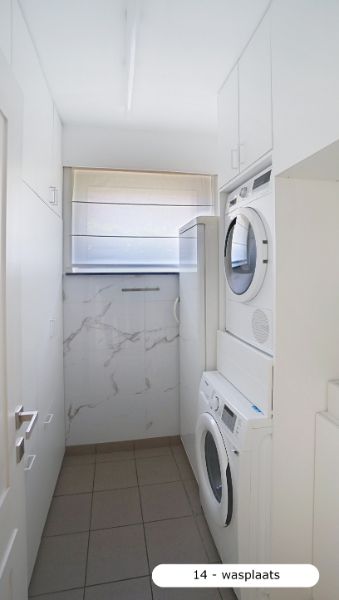 EXCLUSIEF PERFECT AFGEWERKTE MODERNE VILLA (330m²) OP TOPLOCATIE EN PRACHTIGE TUIN foto 14