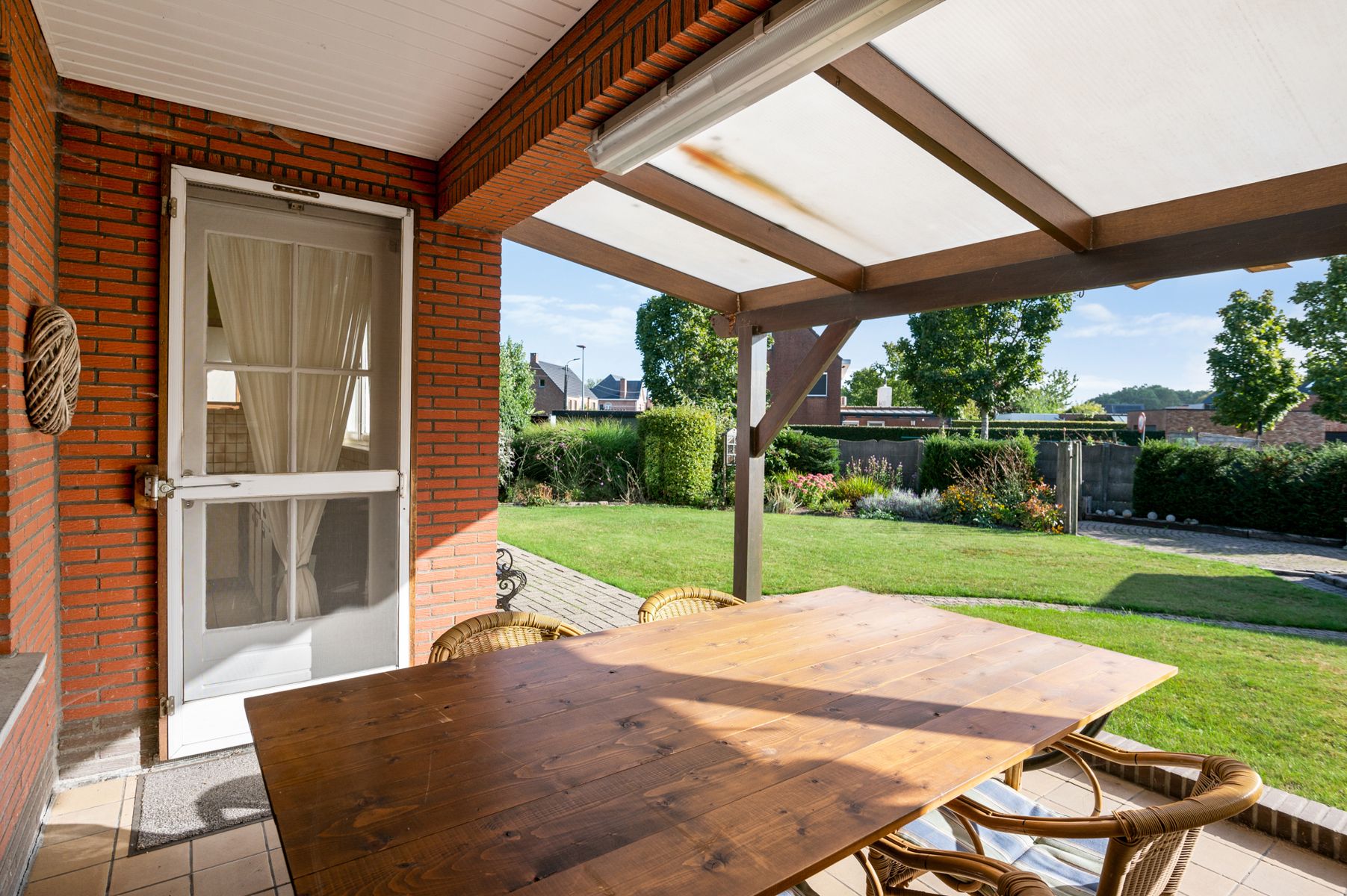 IN OPTIE. Ruime woning met 4slk's op 542 m² foto 25