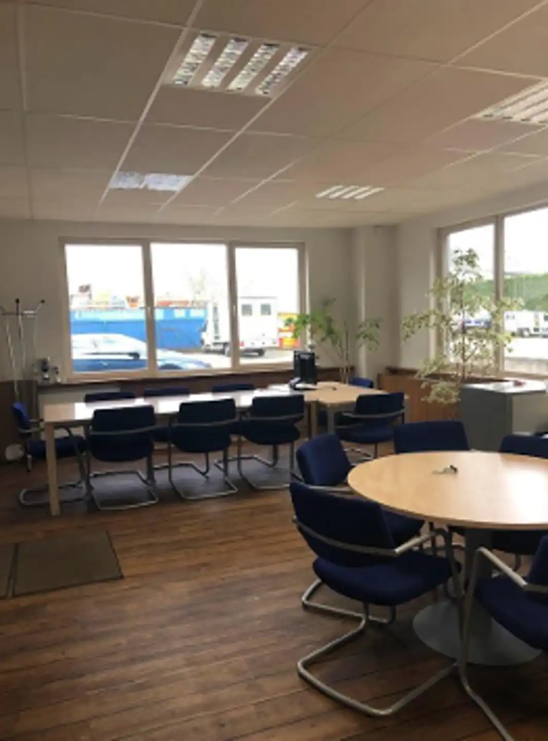 Kantoorruimte in de Haven Antwerpen van 360 m² met parking foto 3