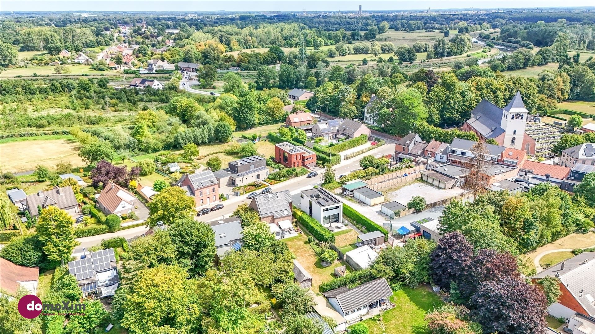 Speelse, vrijstaande woning met 384 m² woonplezier en een ZW-gerichte tuin vol privacy foto 32