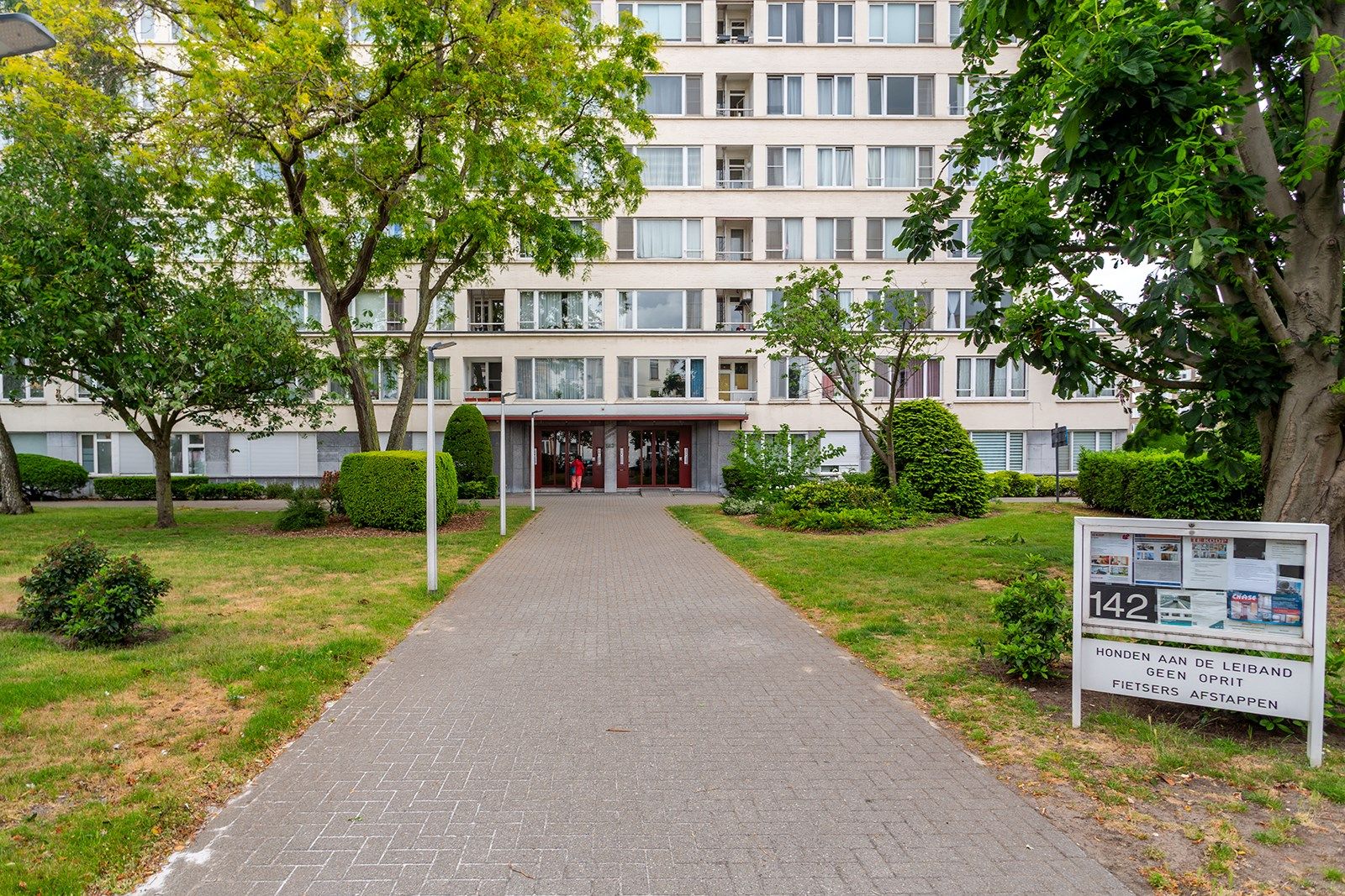 Instapklaar appartement met 2 slpk nabij het Park den Brandt foto 21