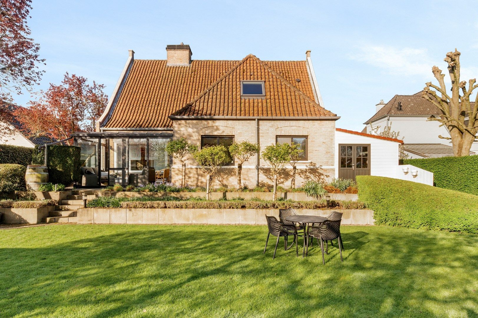 Uitstekend onderhouden villa te Ieper. Opp: 871m². foto 15