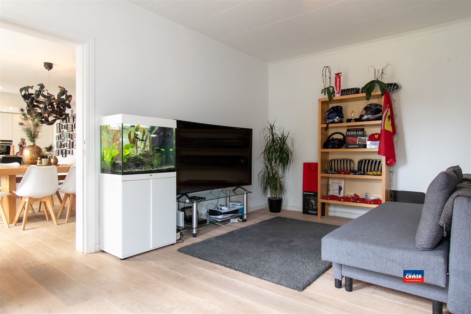 PRACHTIG LANDHUIS MET PRAKTIJKMOGELIJKHEDEN EN ZWEMBAD OP EEN TOTALE OPPERVLAKTE VAN 10a 50ca  foto 26