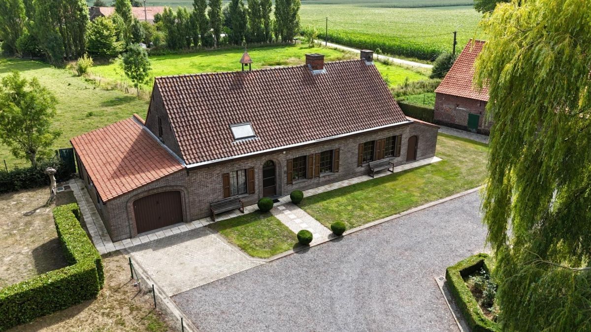 Prachtig gelegen hoeve te koop te Aalter (Poeke) foto 4