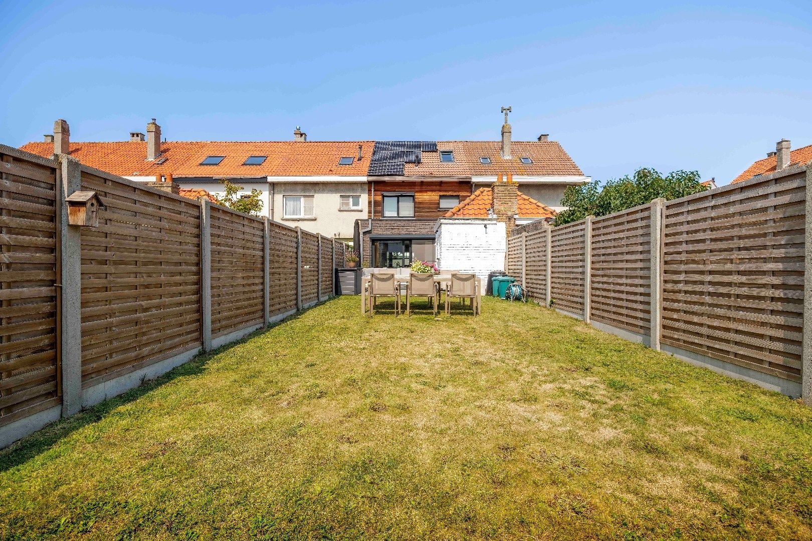 Top gerenoveerde woning met uitzonderlijke lichtinval in het hartje van Heist foto 7