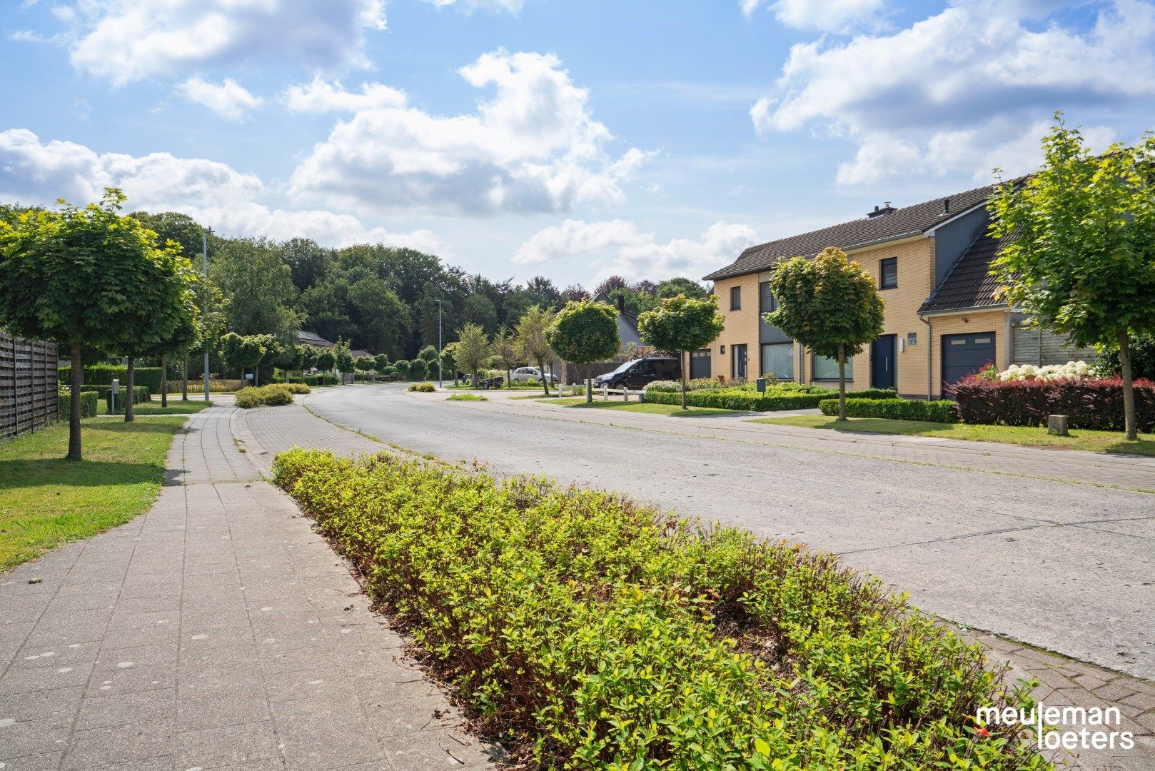 Te renoveren alleenstaande woning op rustige ligging foto 19