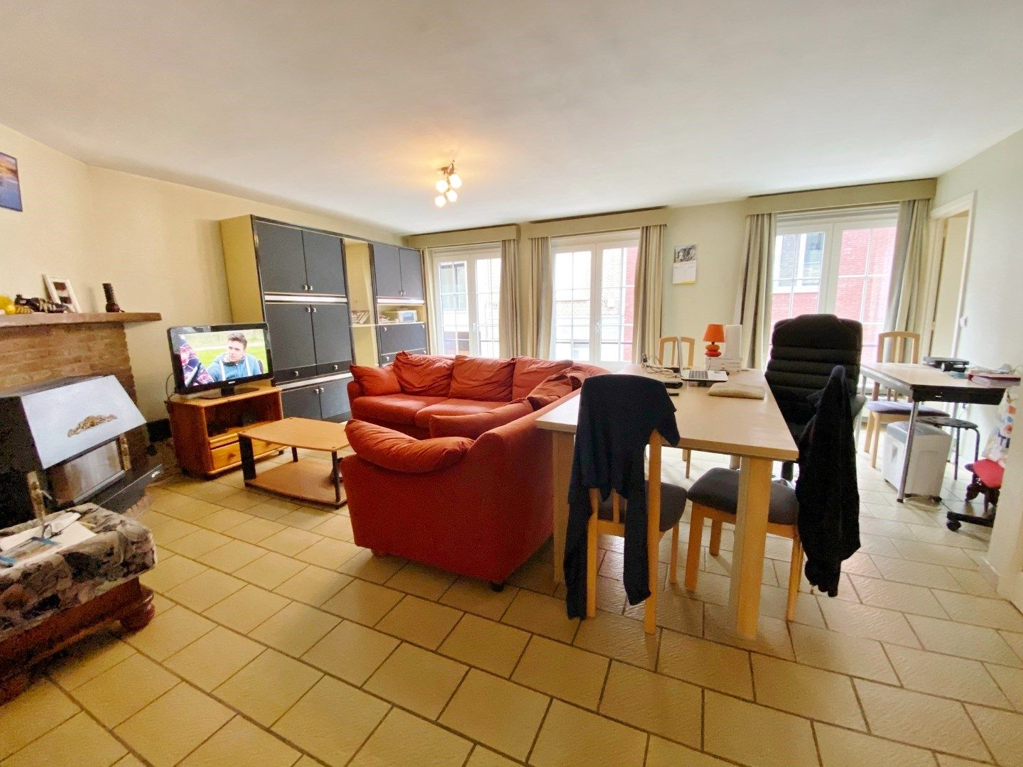 Appartement met terras op wandelafstand van de markt. foto 2