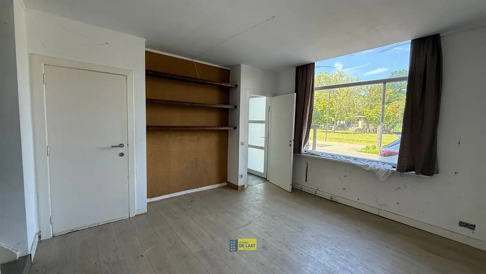 HOB met 4 slaapkamers en grote tuin foto 3