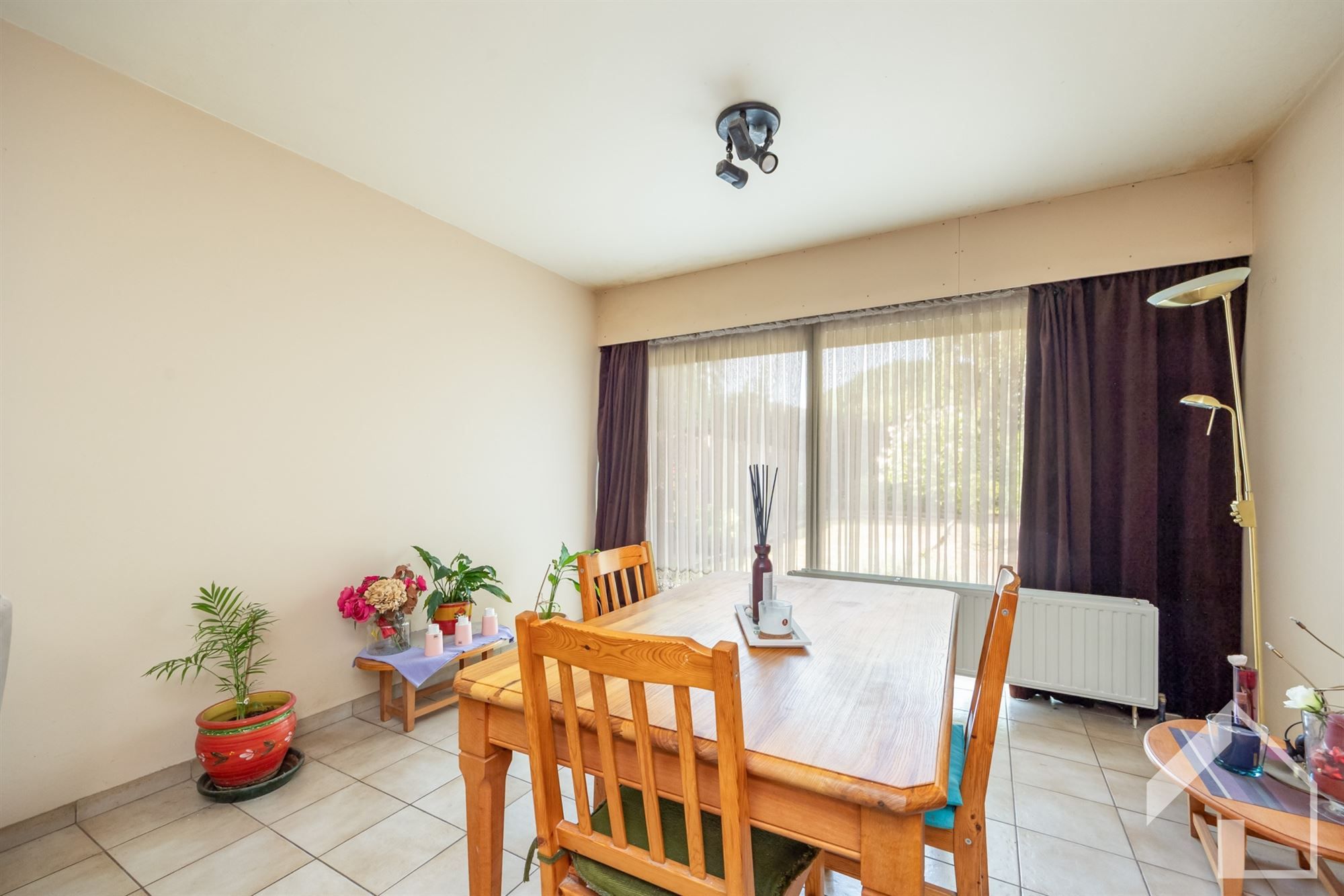 Te renoveren woning op toplocatie! foto 5