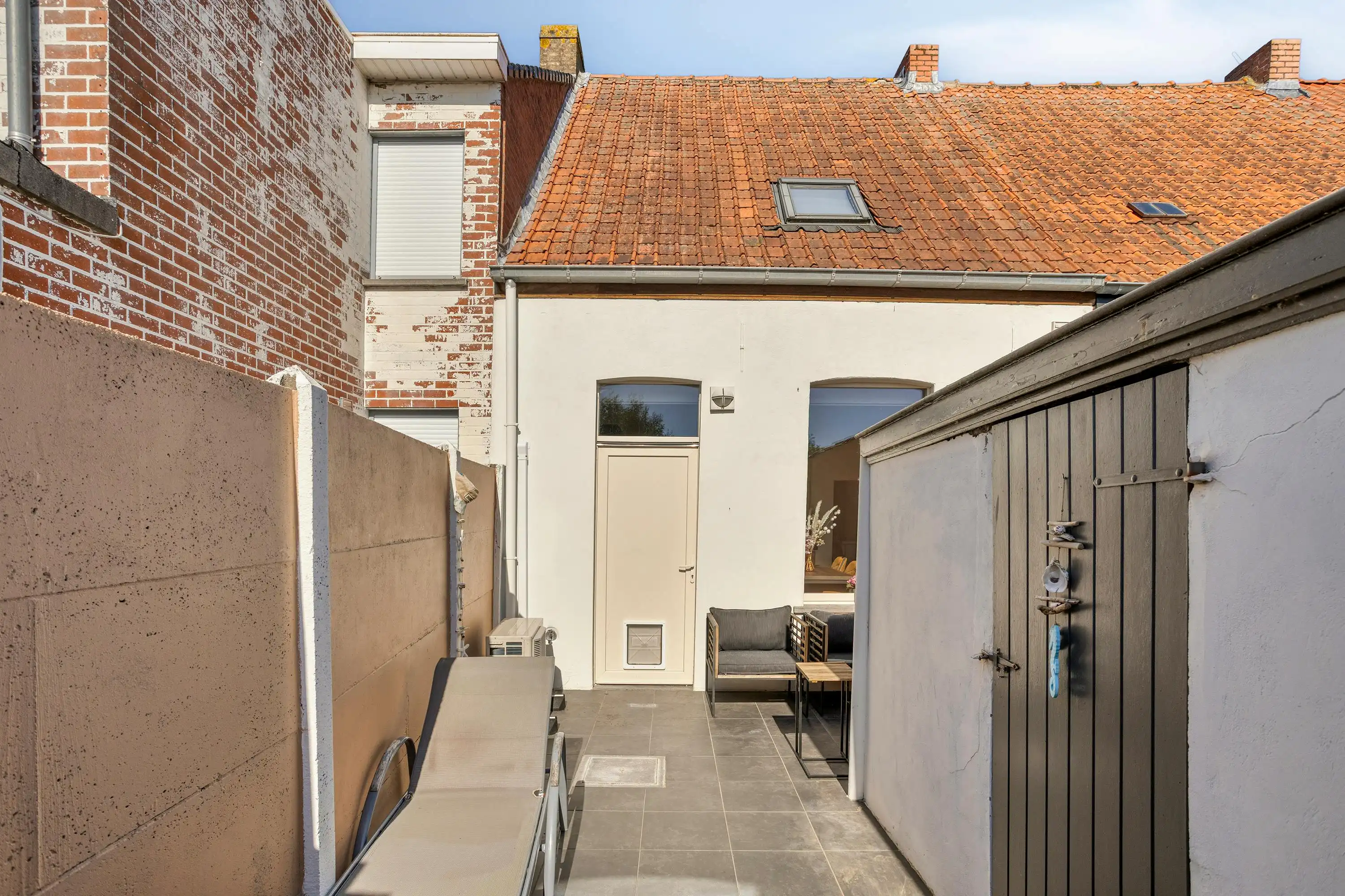 Gezellige rijwoning met stadskoertje te koop in Torhout foto 20