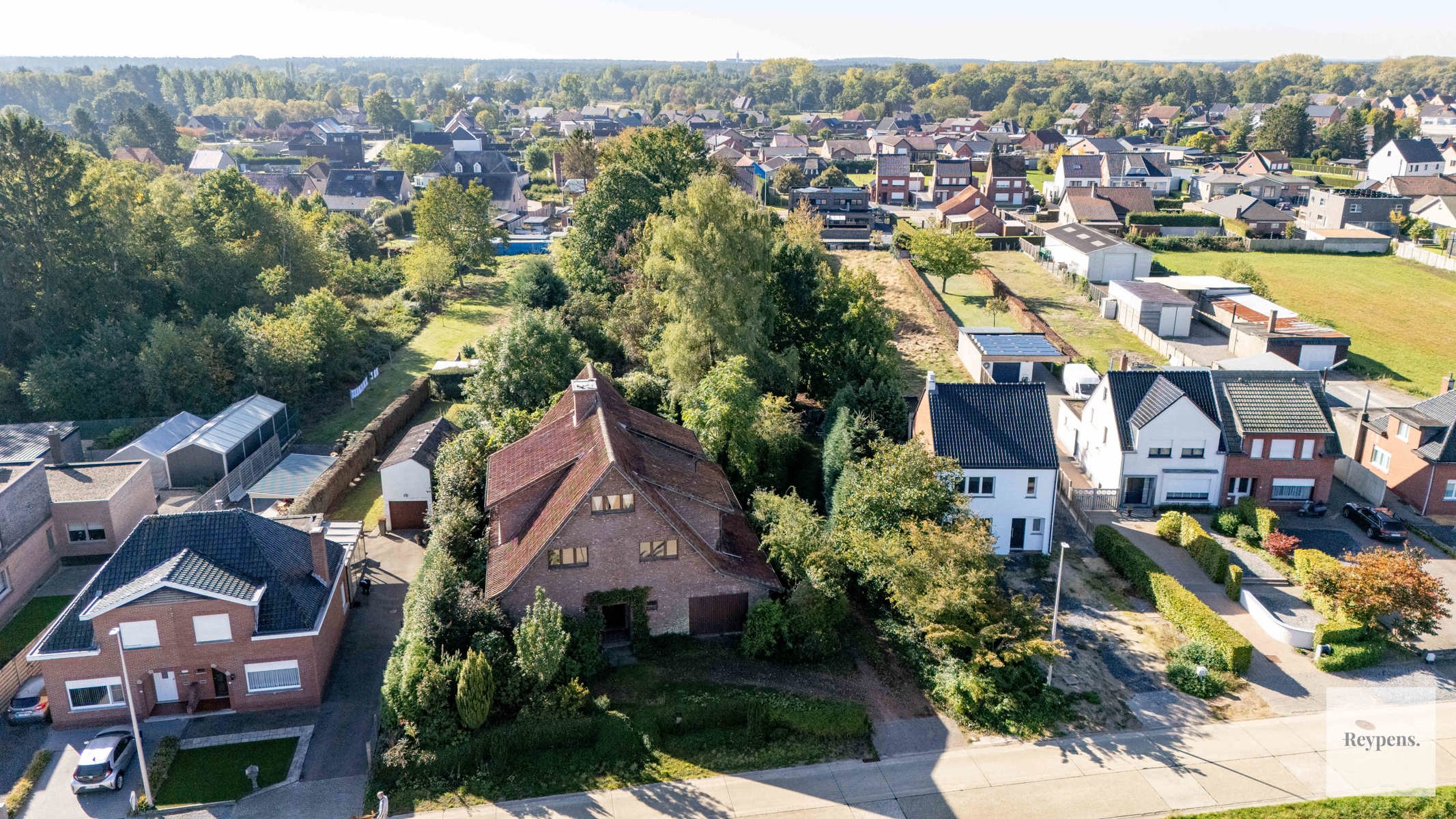 Verkavelbaar perceel grond met woning foto 2