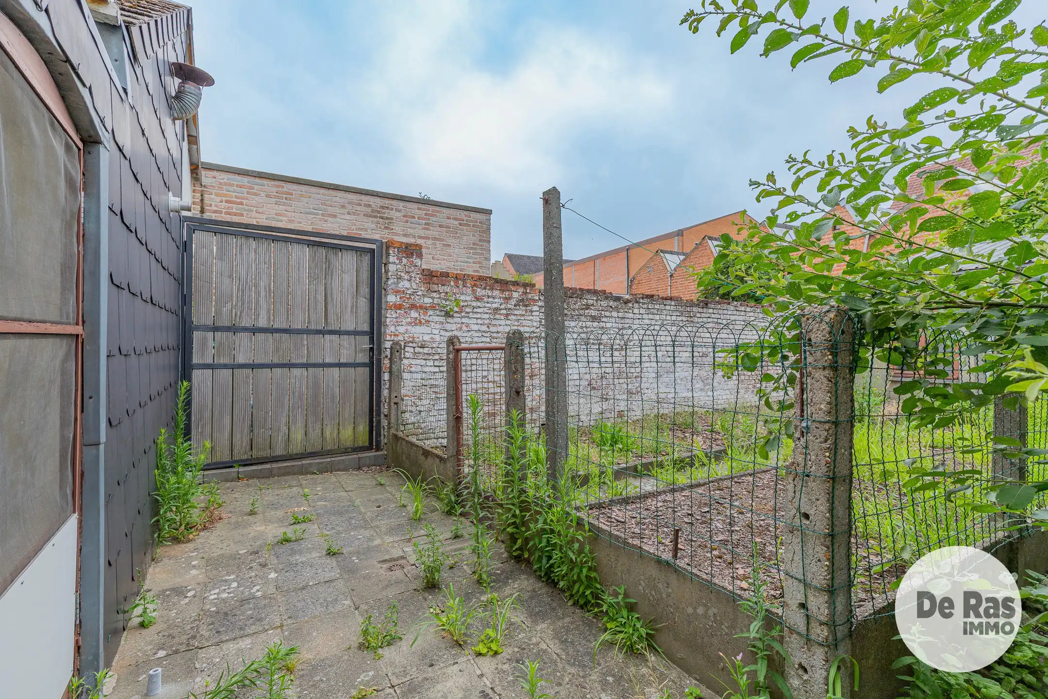 LEDE - Charmante renovatiewoning met tuin in centrum foto 18