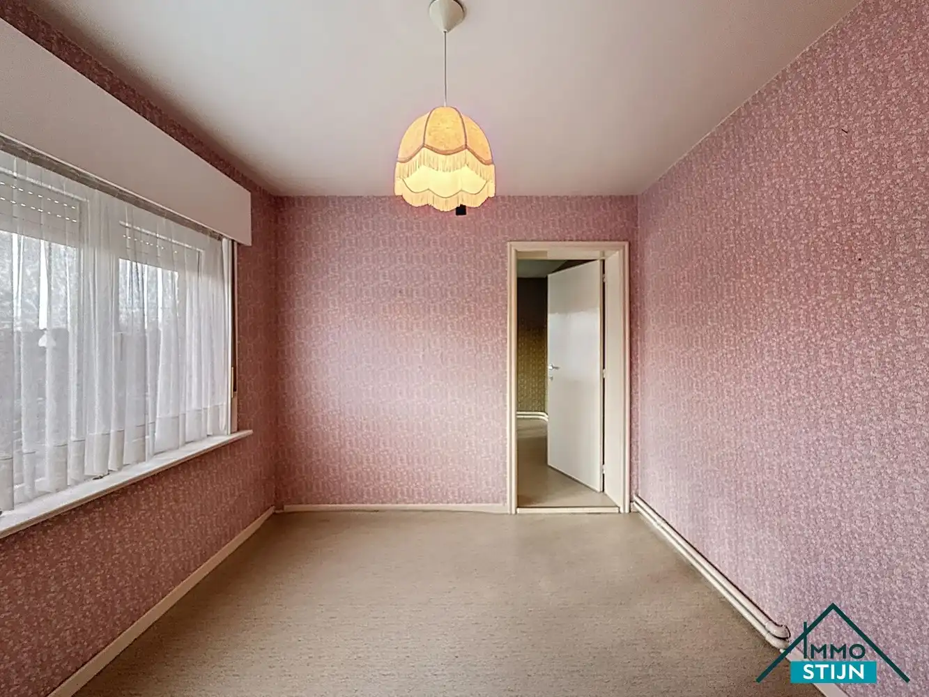 Ruime woning met drie slaapkamers foto 10