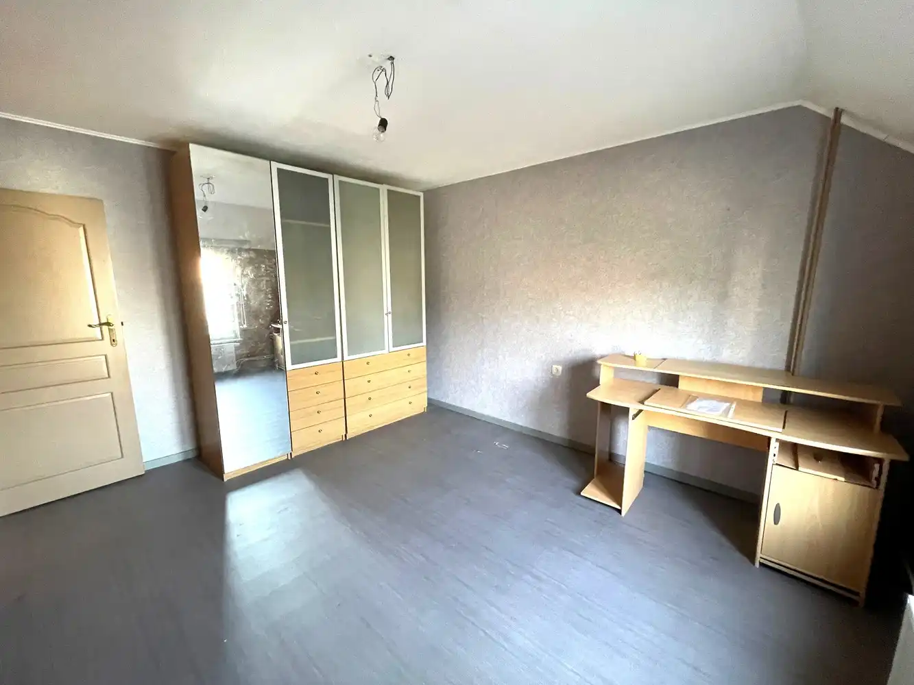 Gebouw met gemengd gebruik, handelspand + woonst, ideaal gelegen foto 11