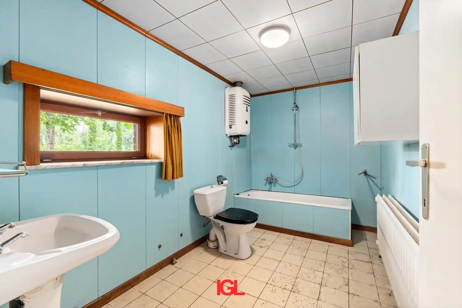 Hoeve met fantastisch potentieel in groene omgeving op 12a90ca! foto 13