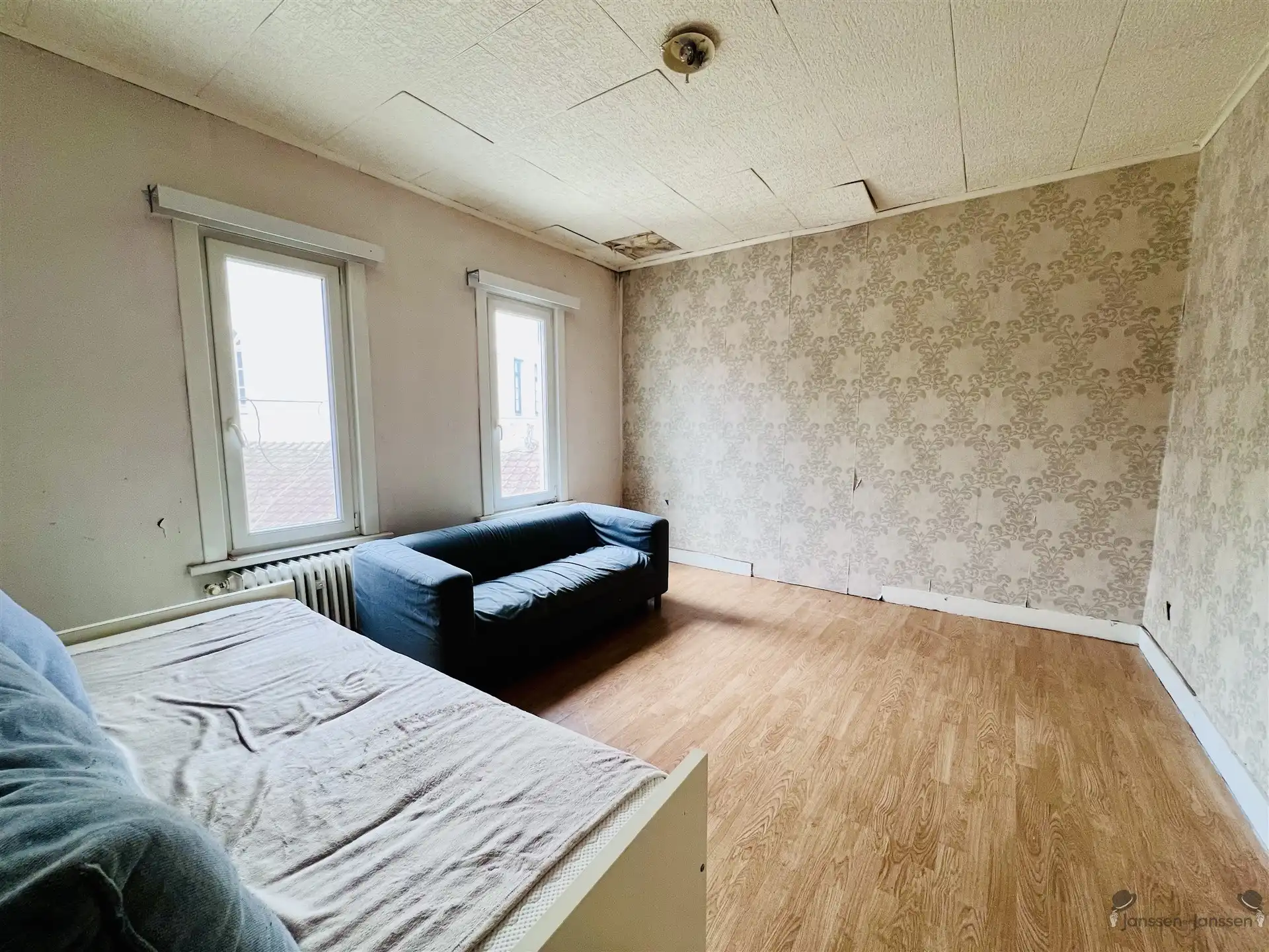 Ruime woning met grote tuin, hartje Zele foto 9