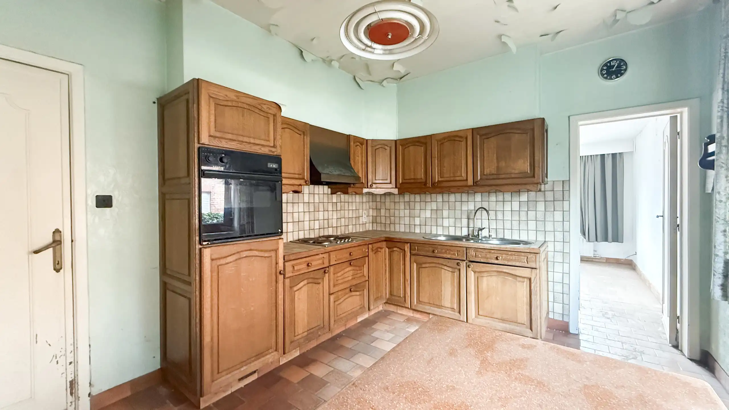 Open bebouwing met 4 slaapkamers op toplocatie! foto 13
