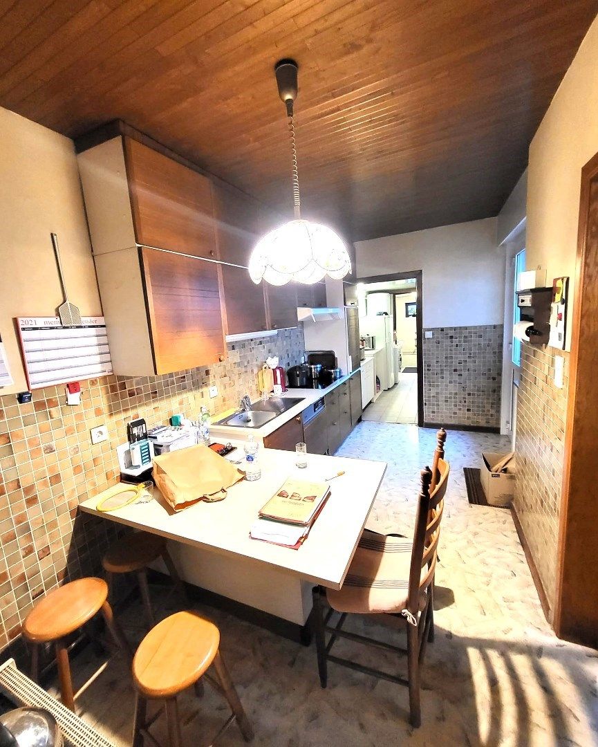 Te renoveren halfopen bebouwing. foto 6