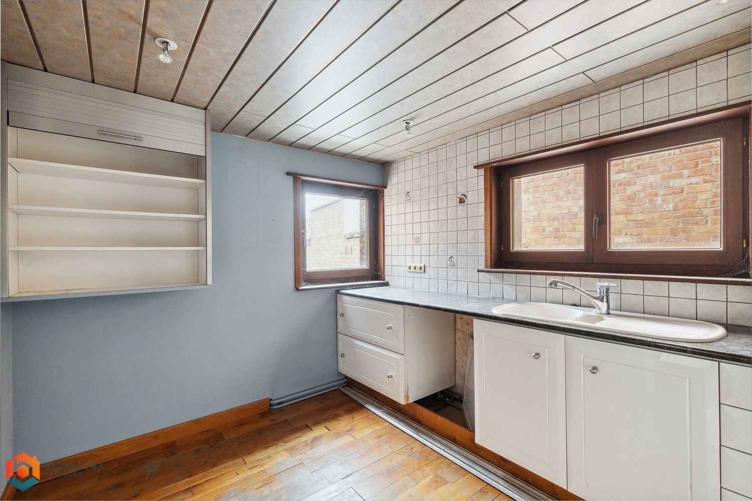 Te renoveren handelsgelijkvloers met woonst in het centrum van Itegem foto 17