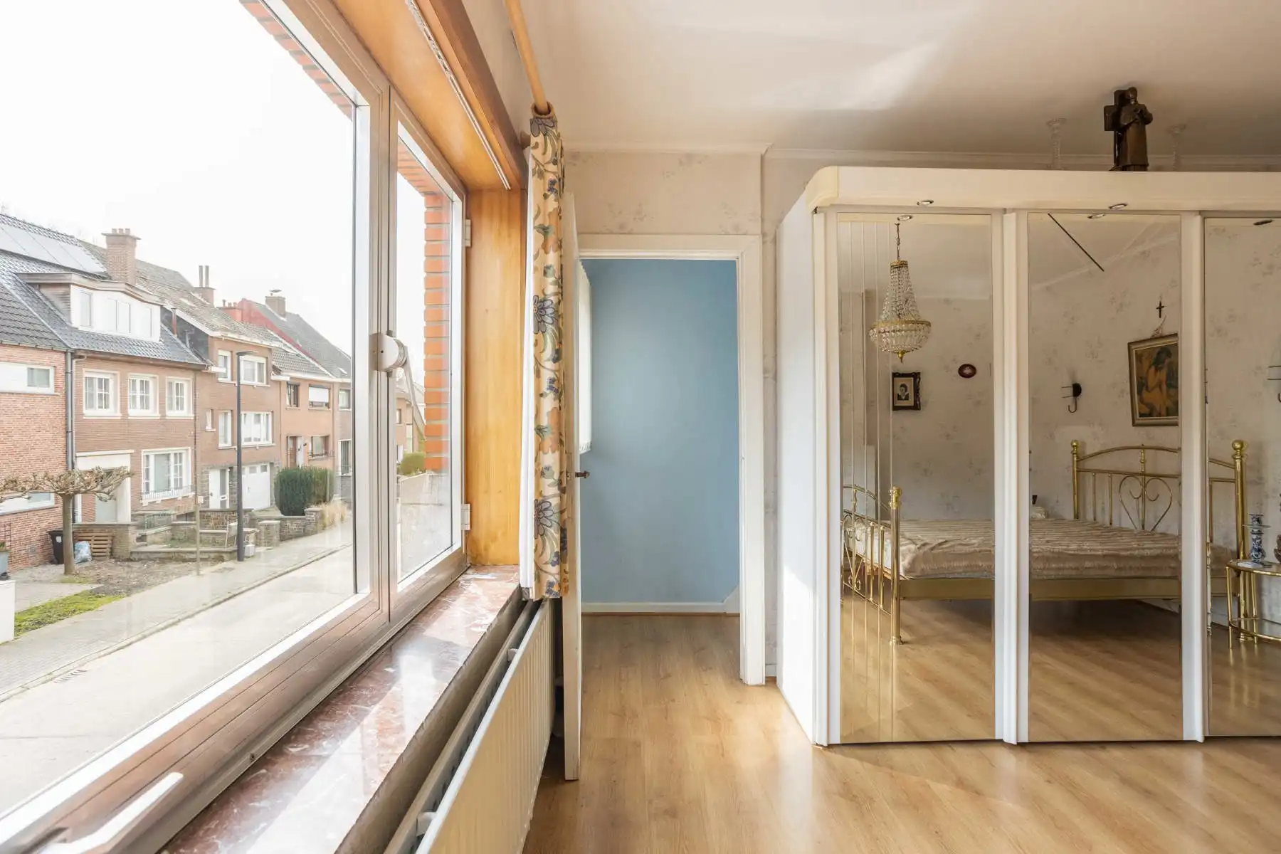 Leuke op te frissen woning aan de stadsrand! foto 19