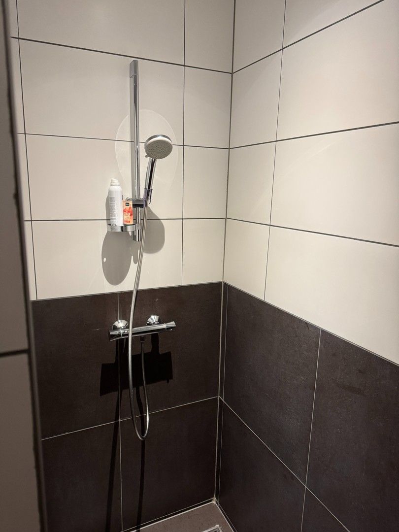 Mooi instapklaar appartement met 2 slaapkamers in centrum Eeklo foto 7