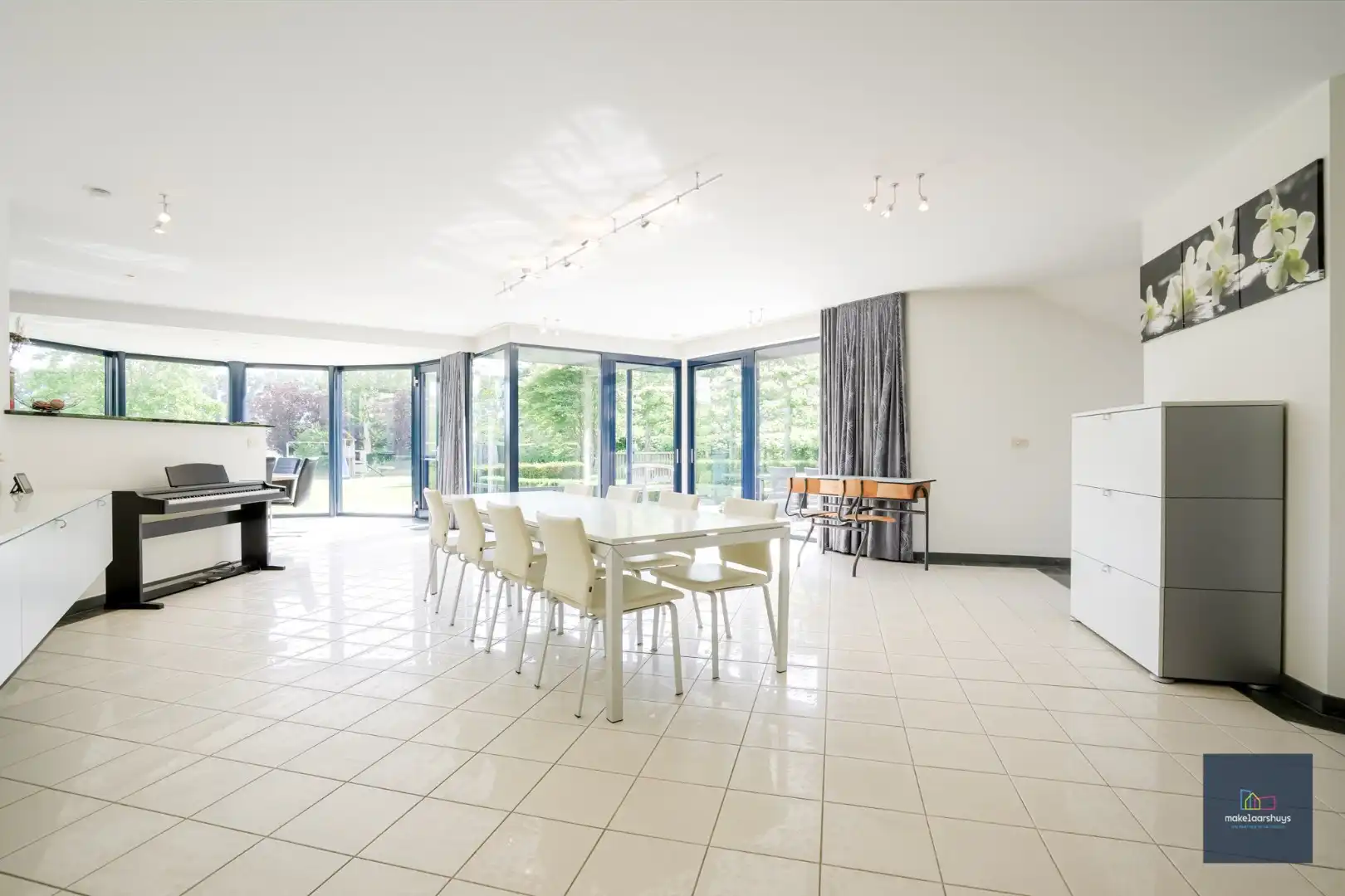 Karaktervolle villa op een prachtig perceel van 1862 m² foto 2