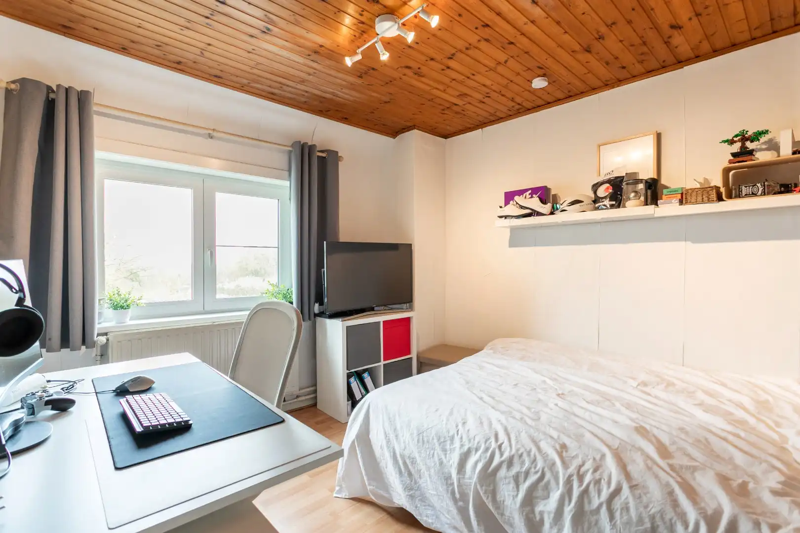 Op te frissen 3-gevel woning foto 13