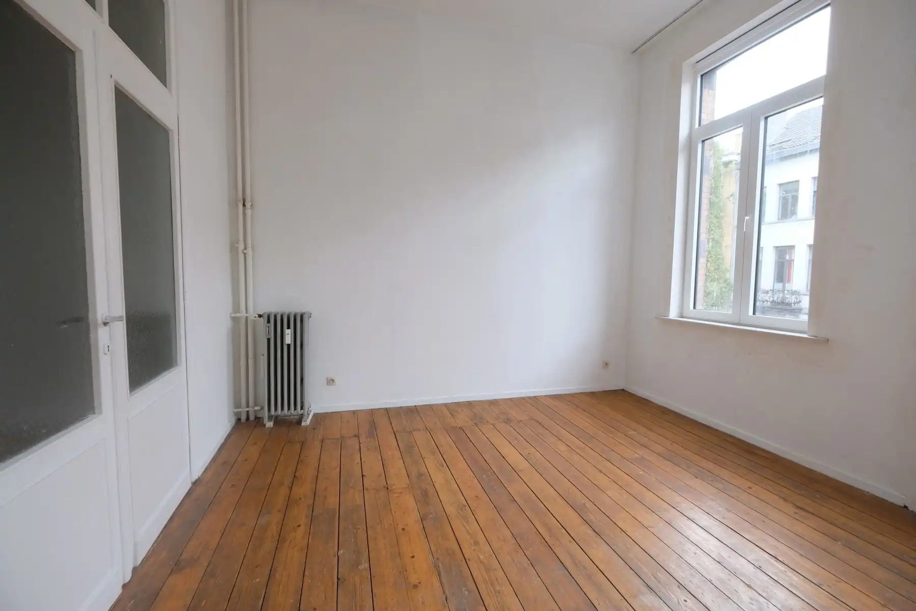 Ruim en licht appartement op het hippe Zuid foto 4