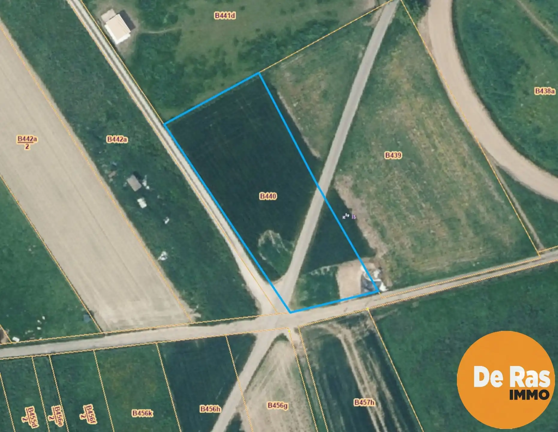 HAALTERT – Perceel weiland van 19a 10ca foto {{pictureIndex}}