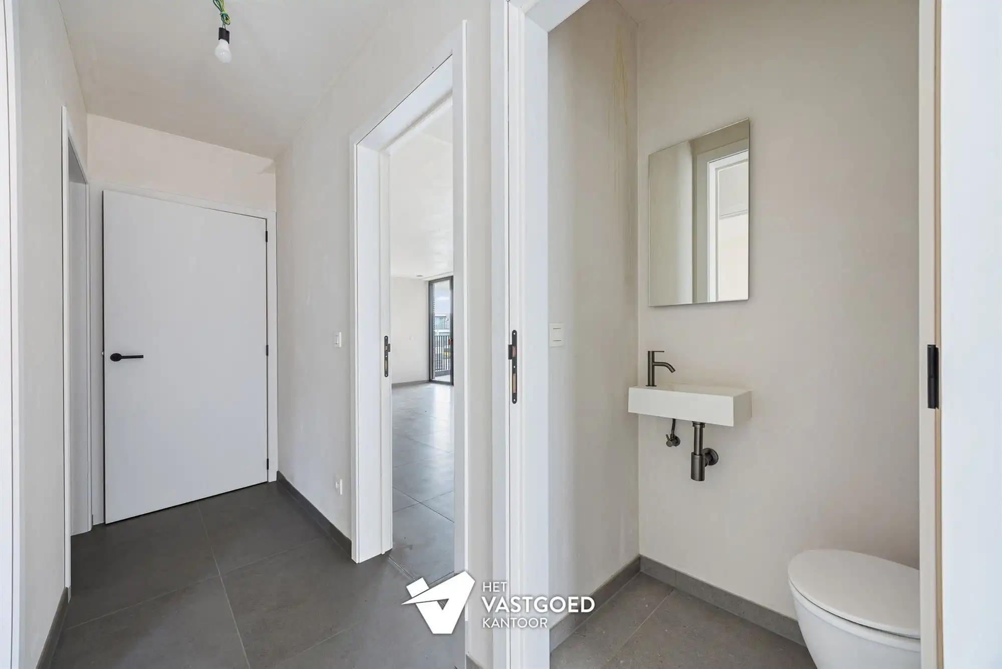 RUIM 1-SLAAPKAMERAPPARTEMENT MET AANGENAME BUITENRUIMTE foto 14