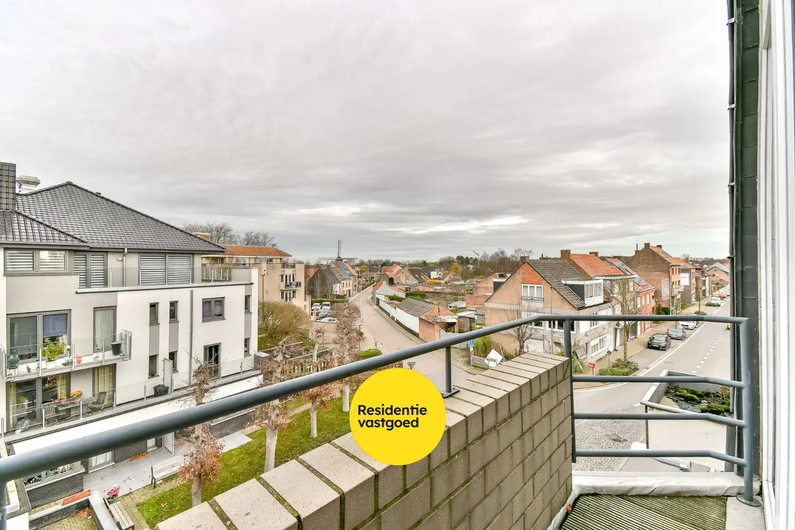 Dakappartement met 3 slaapkamers en garagebox in  centrum van Gistel foto 11