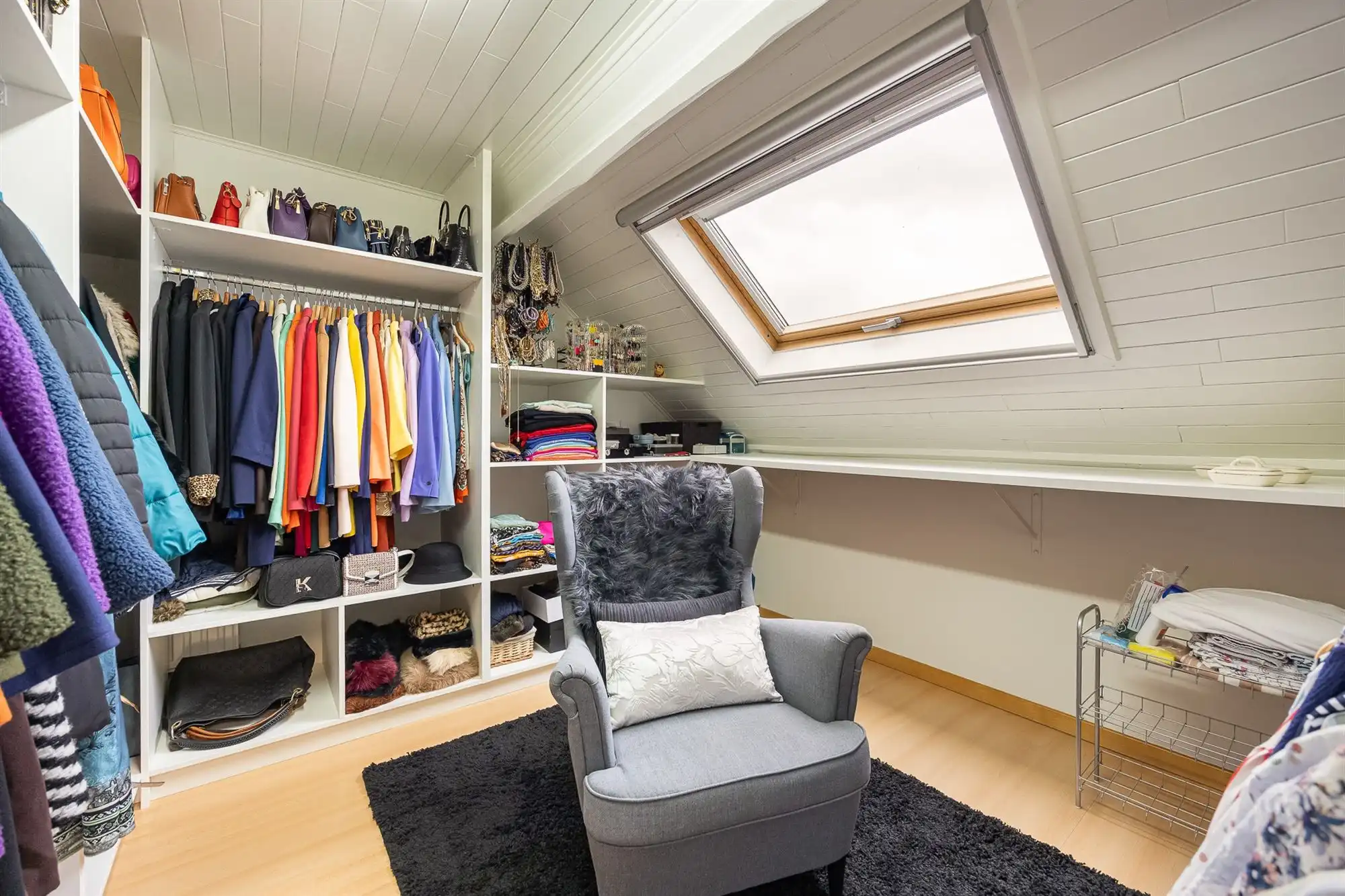 Instapklare woning met 4 slaapkamers en garage foto 44