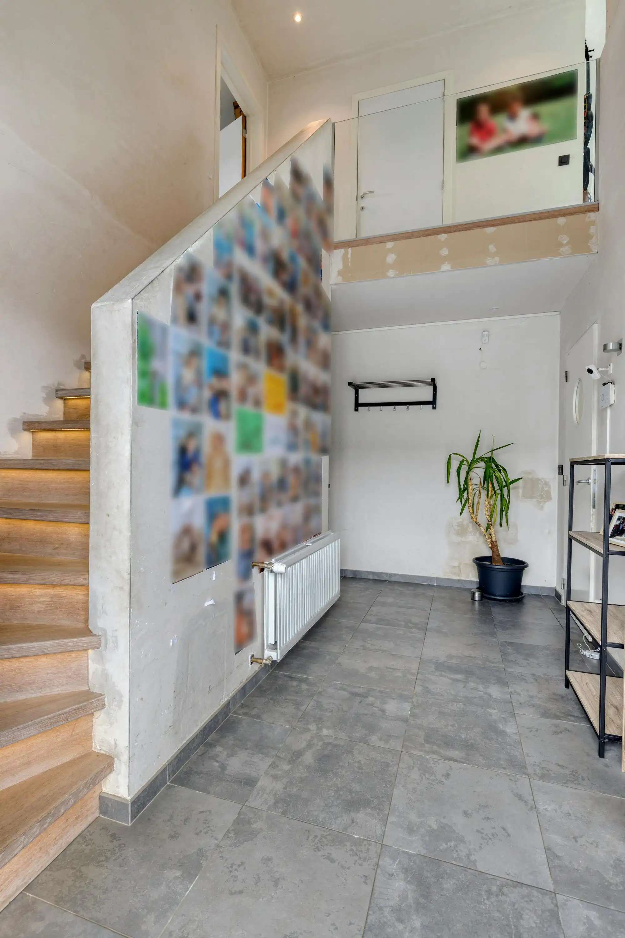 Gerenoveerd alleenstaand huis te Oostrozebeke! foto 11