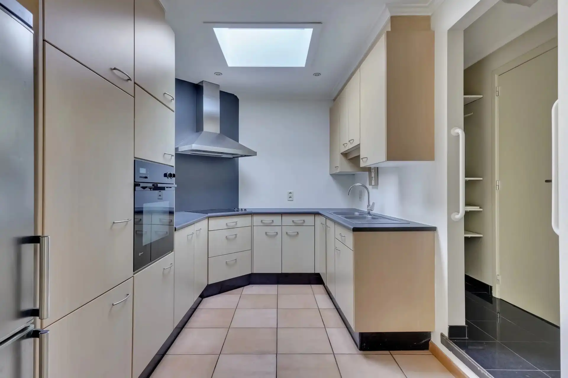 Veelzijdige vrijstaande woning met extra appartement foto 8