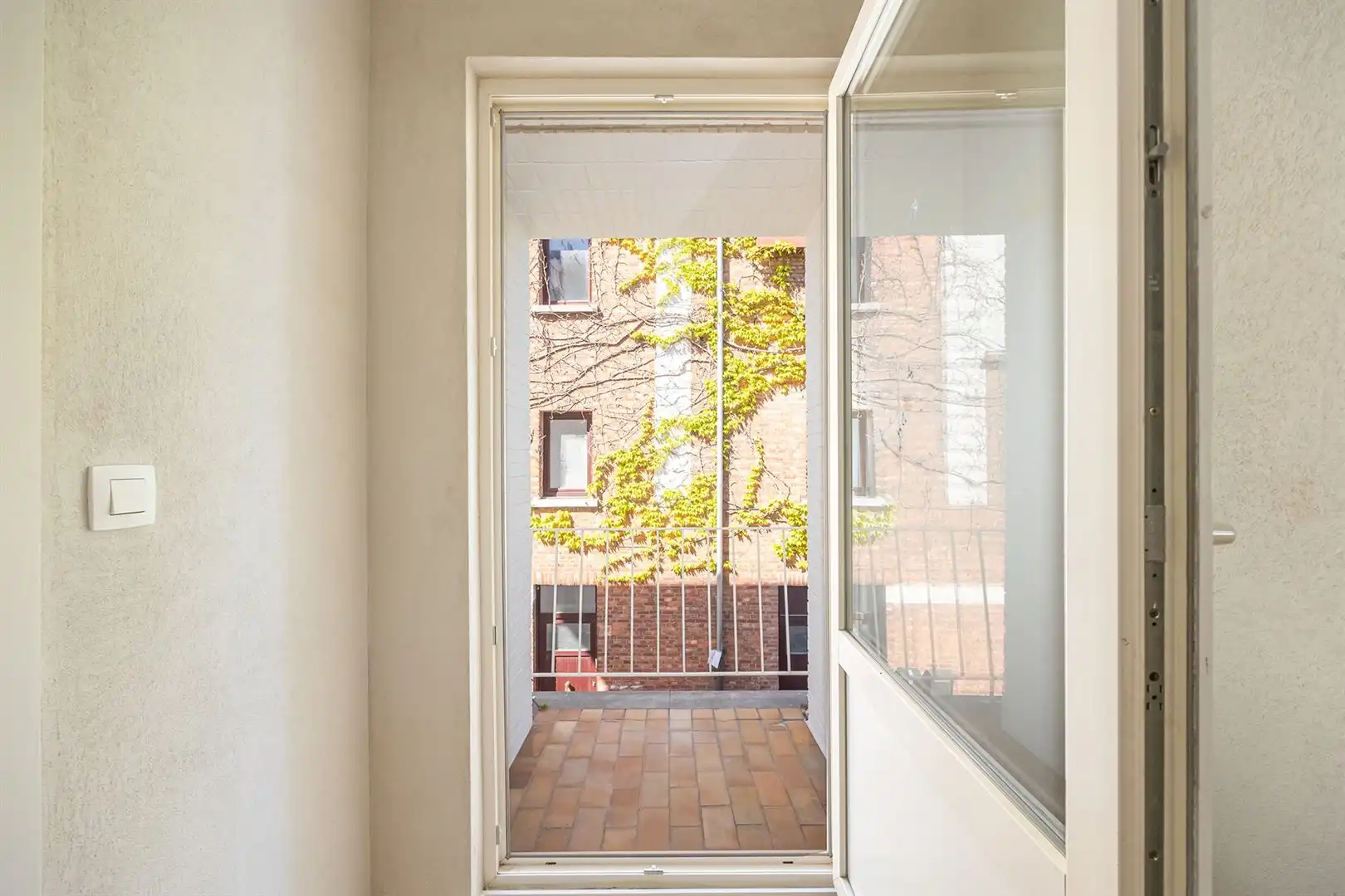 Wabi Sabi wonen met zicht op groen foto 27